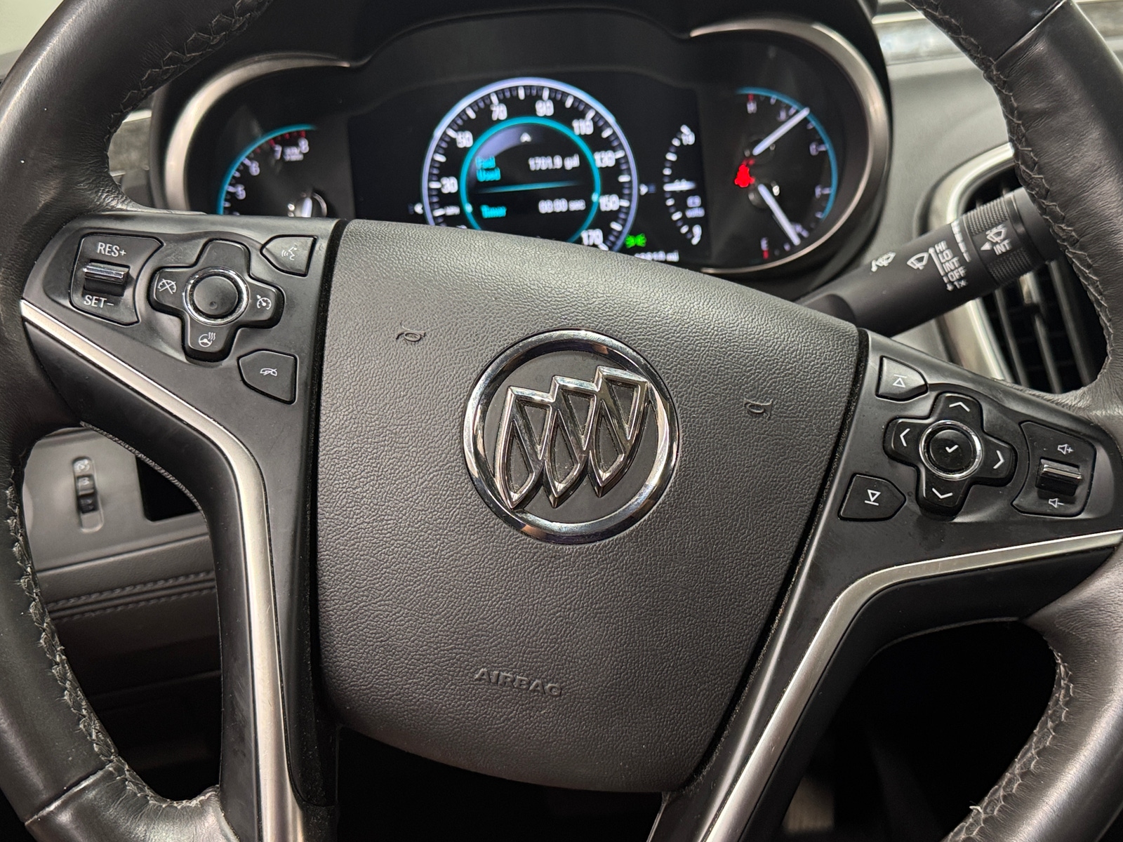 Thumbnail: 2016 Buick LaCrosse - 4