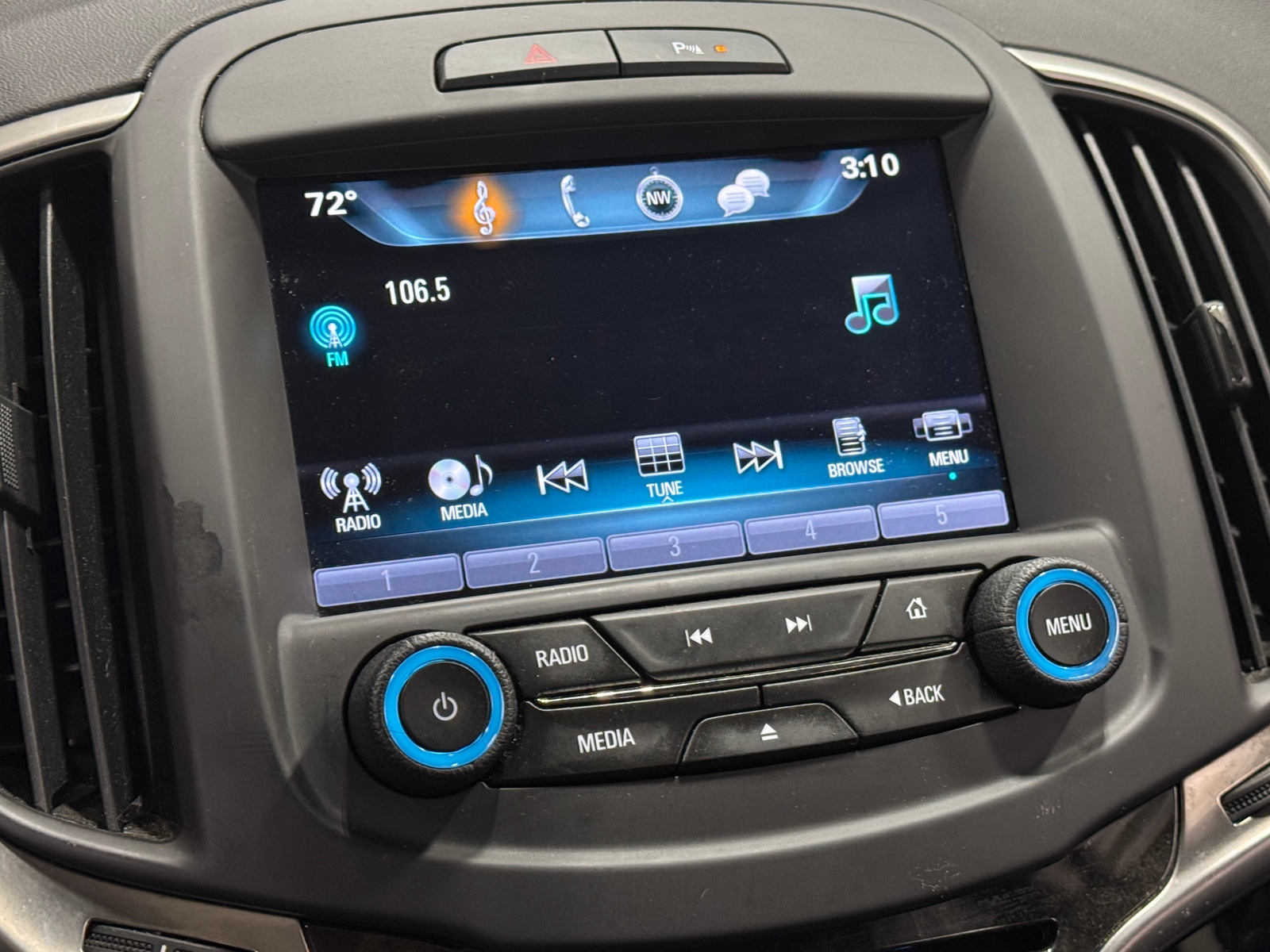 Thumbnail: 2016 Buick LaCrosse - 3