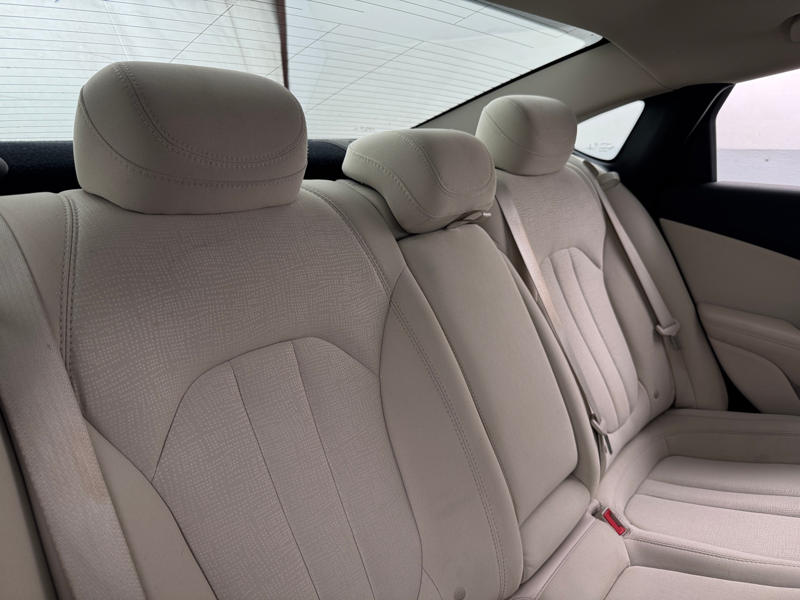 Thumbnail: 2016 Chrysler 200 - 6
