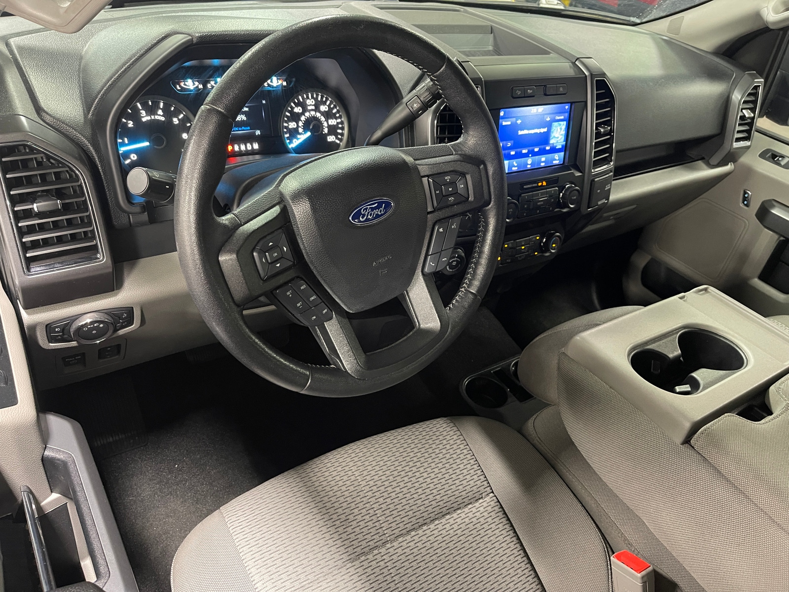 Thumbnail: 2019 Ford Econoline - 3