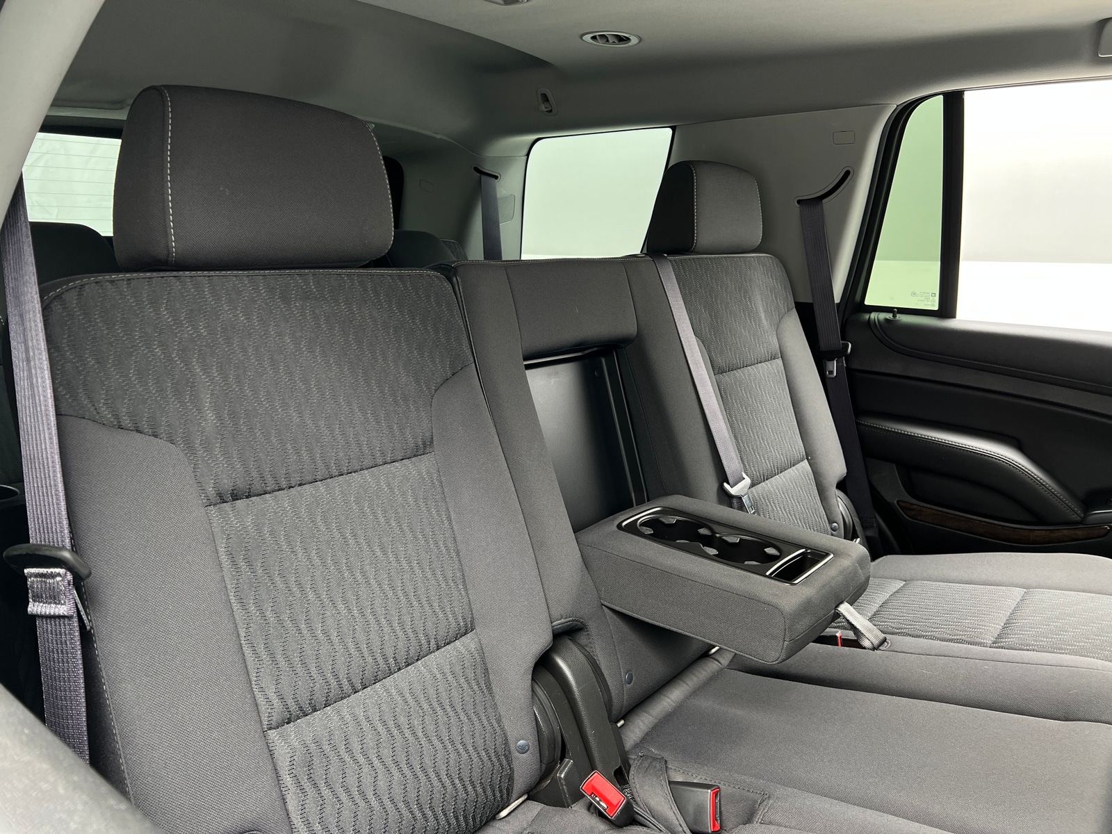 Thumbnail: 2017 Chevrolet Tahoe - 6
