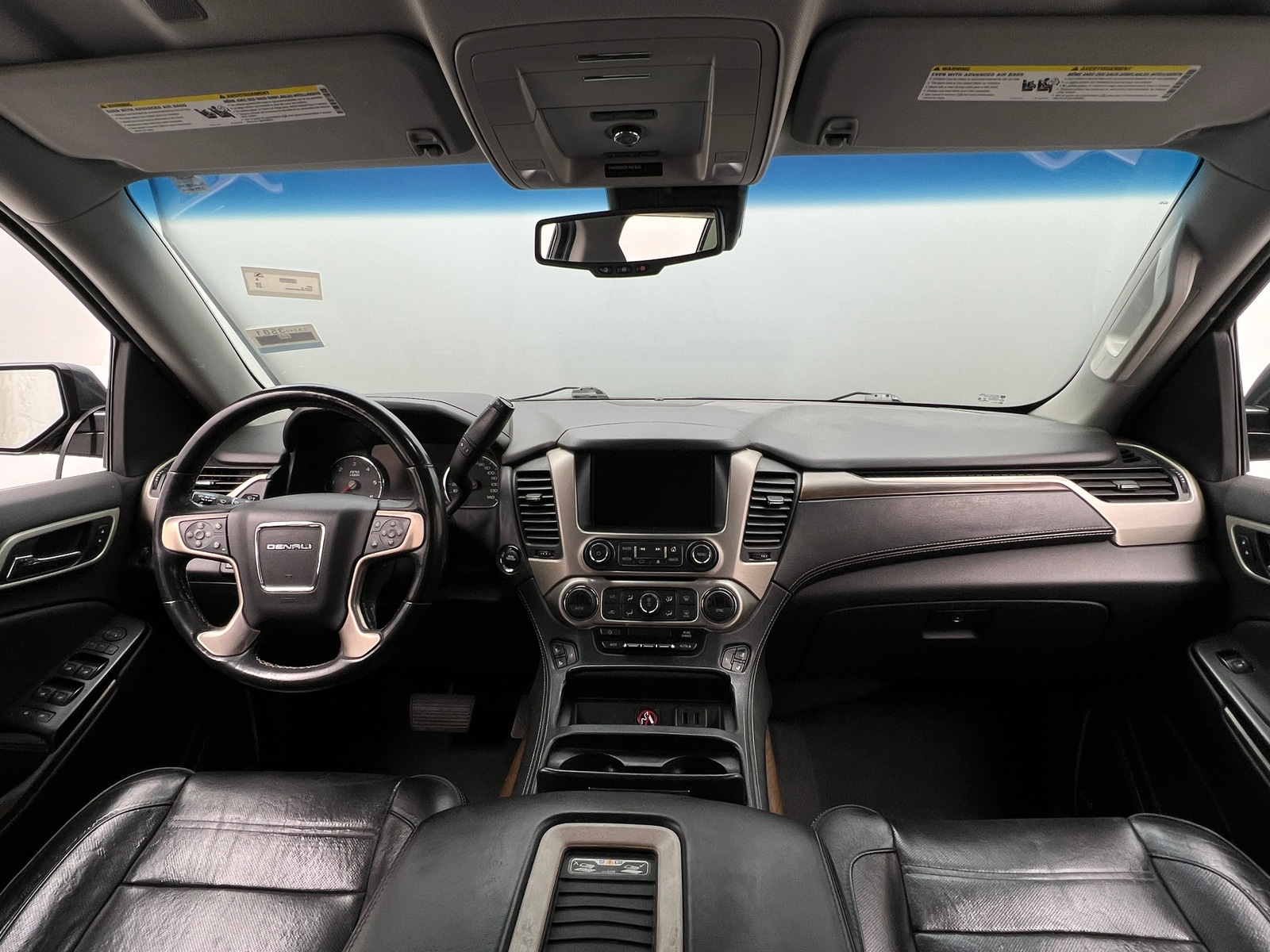 Thumbnail: 2019 GMC Yukon XL - 2