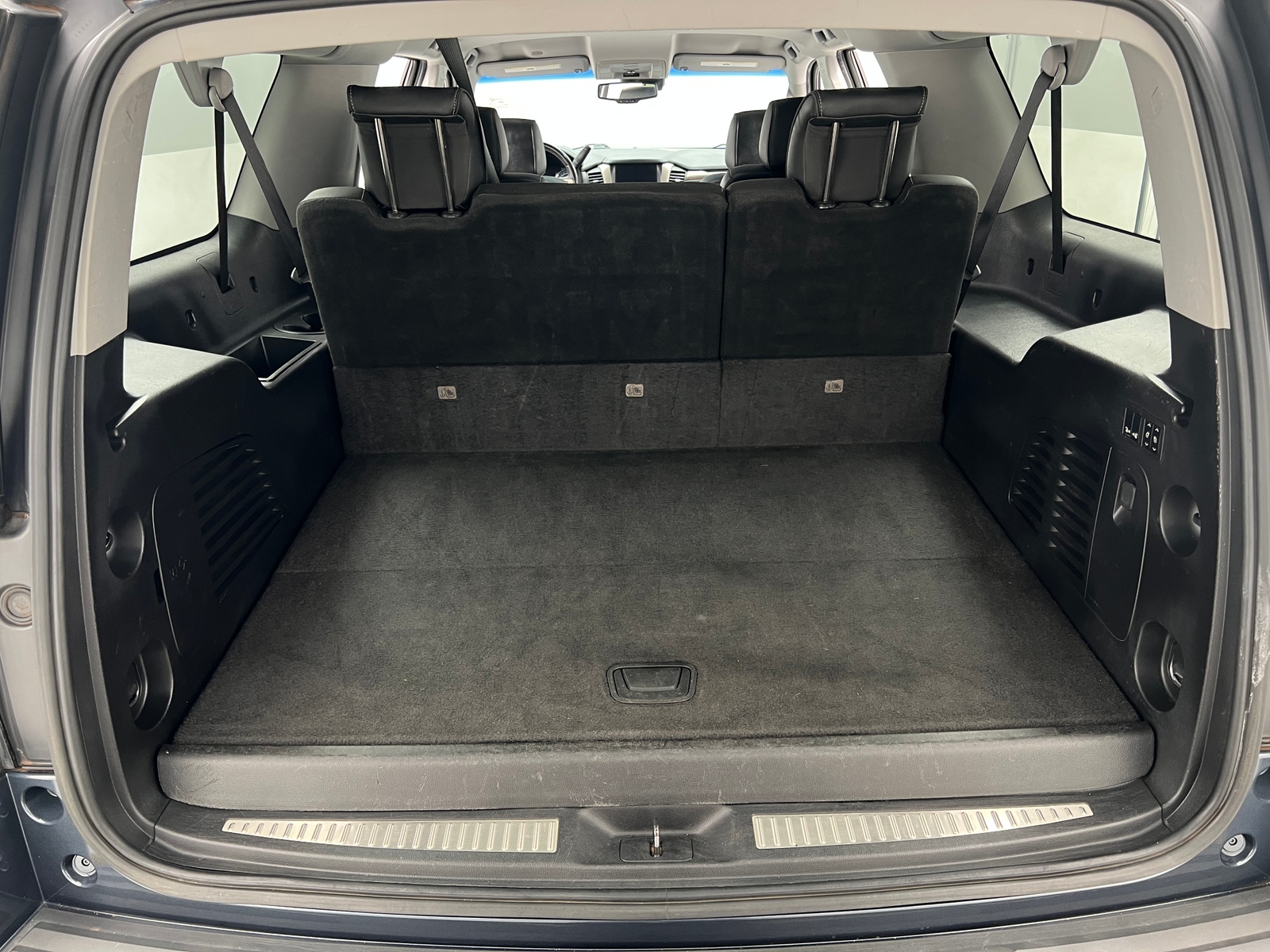Thumbnail: 2019 GMC Yukon XL - 6