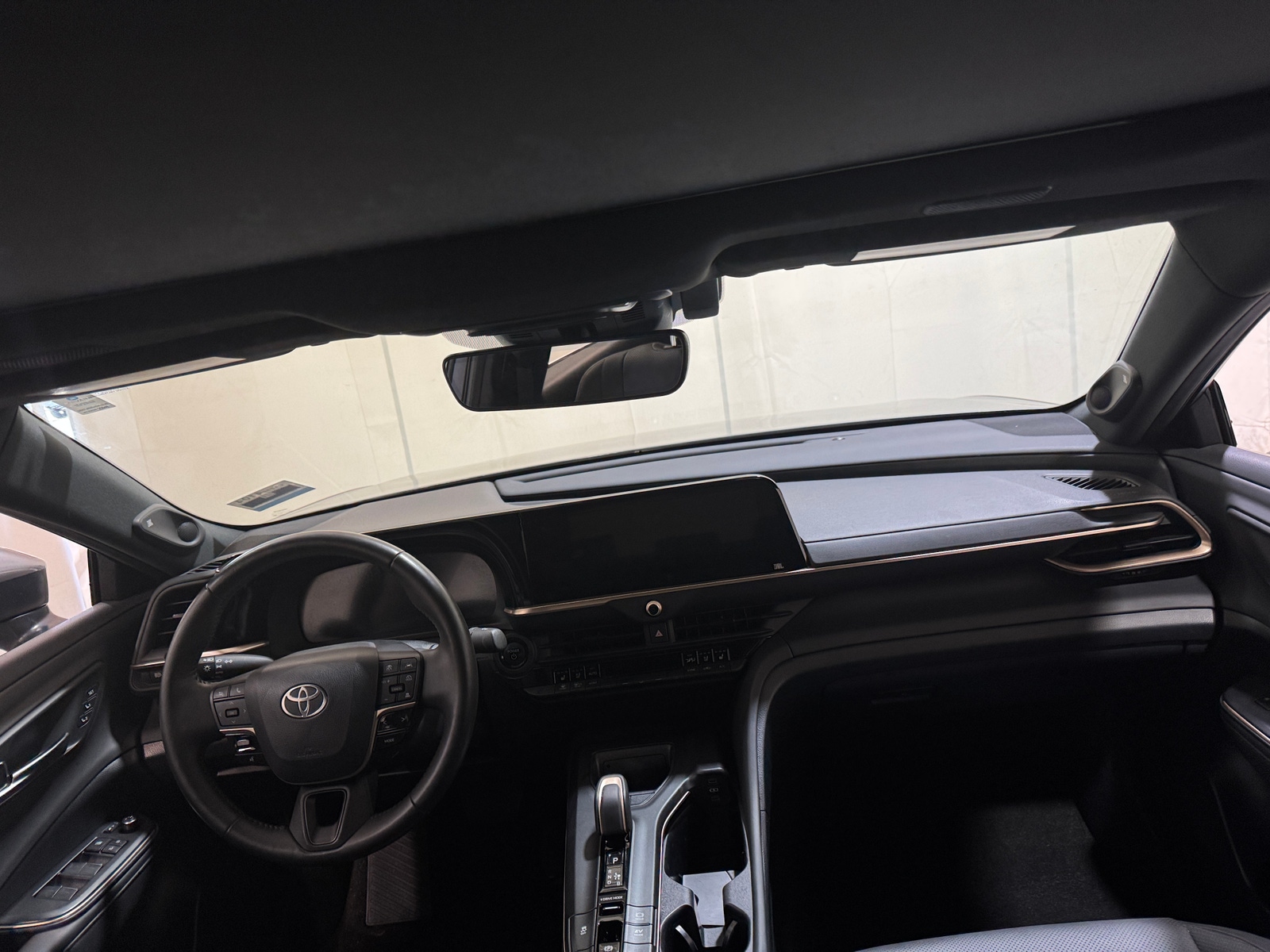 Thumbnail: 2023 Toyota Crown - 3
