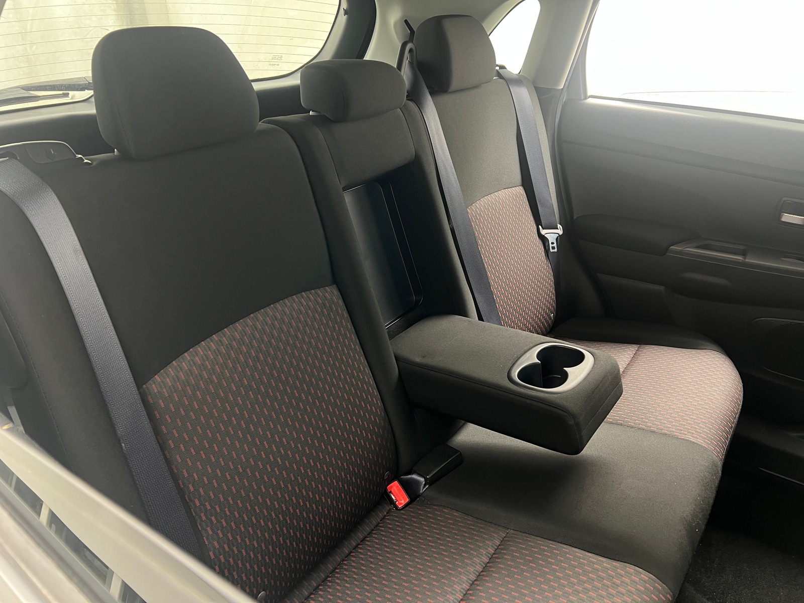 Thumbnail: 2017 Mitsubishi Outlander Sport - 6