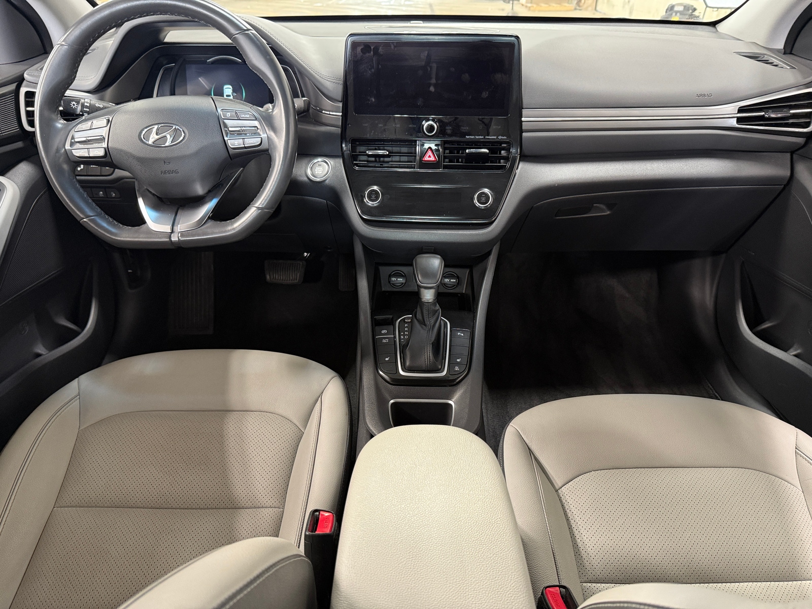 Thumbnail: 2022 Hyundai Ioniq - 2