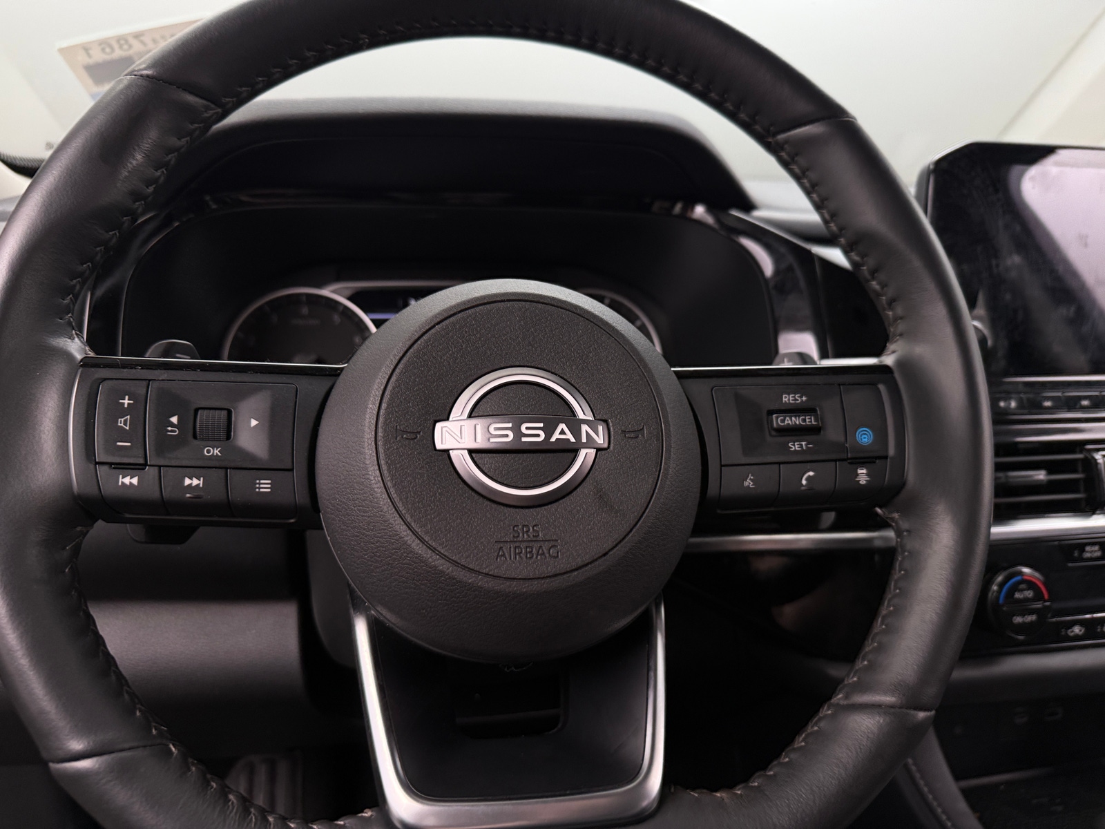 Thumbnail: 2024 Nissan Pathfinder - 4