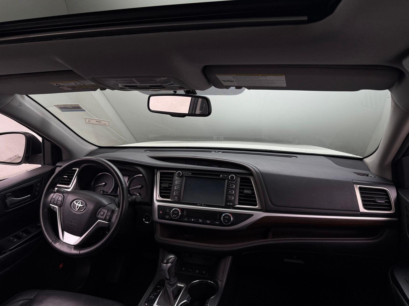 Thumbnail: 2015 Toyota Highlander - 2