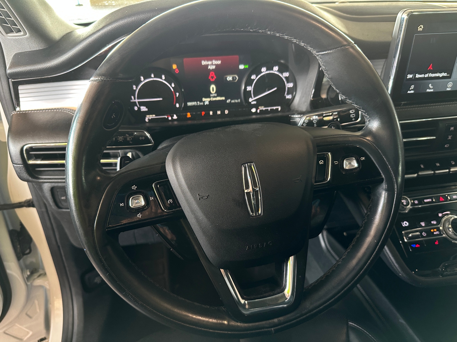 Thumbnail: 2020 Lincoln Corsair - 5
