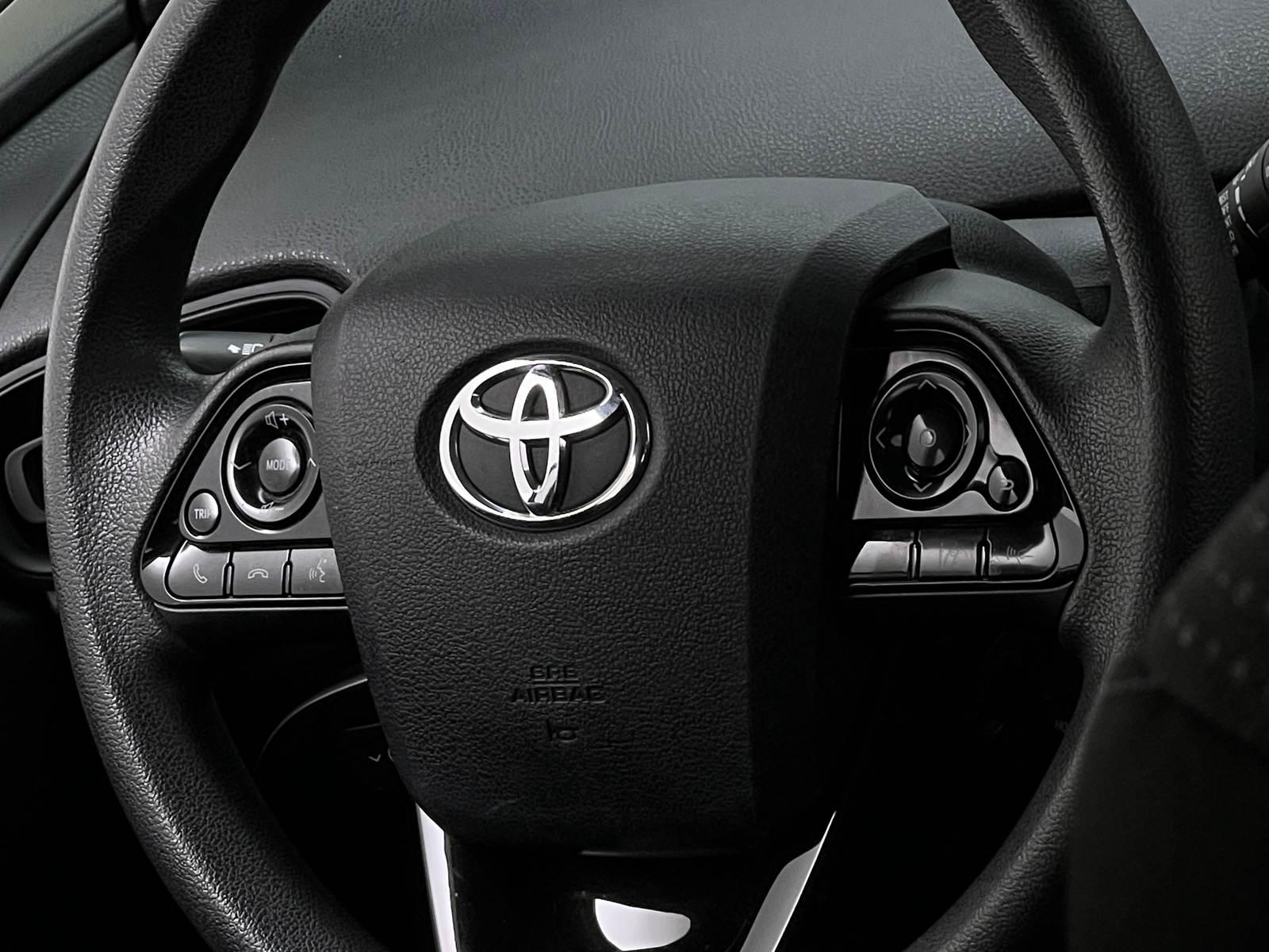 Thumbnail: 2019 Toyota Prius - 5