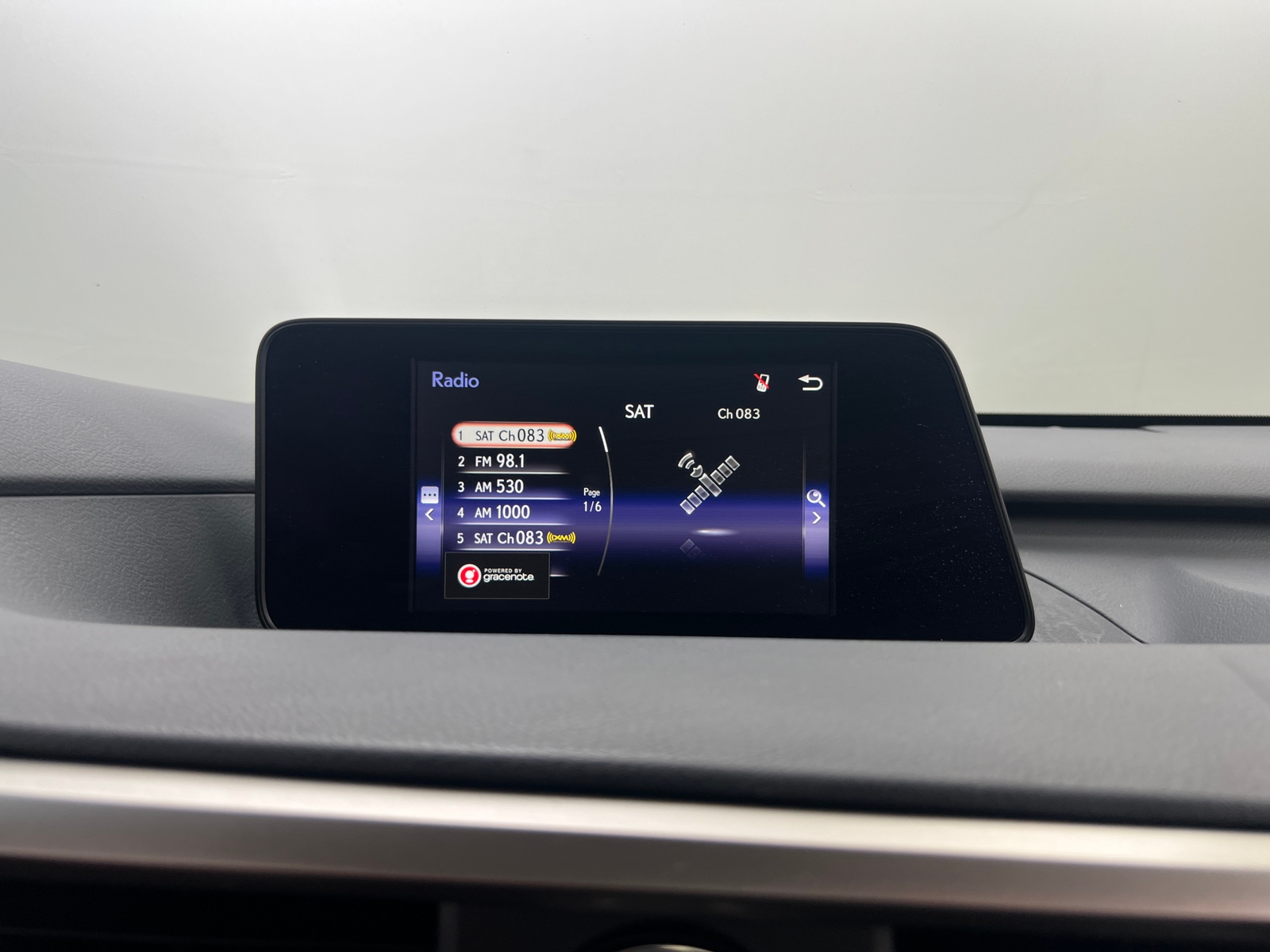 Thumbnail: 2017 Lexus RX - 4