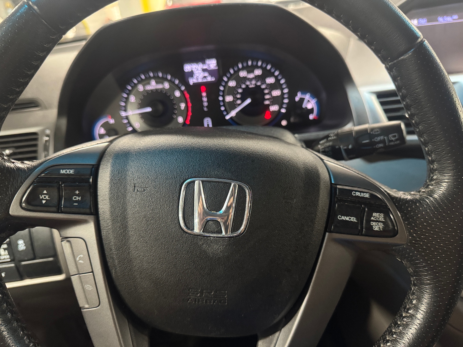 Thumbnail: 2012 Honda Odyssey - 4