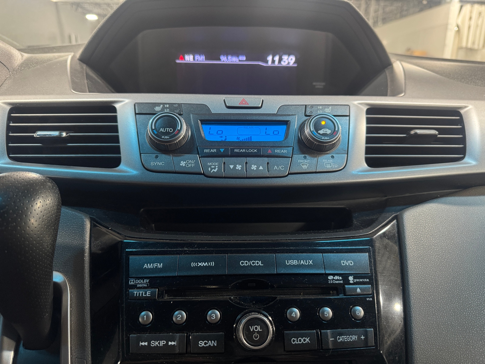 Thumbnail: 2012 Honda Odyssey - 3