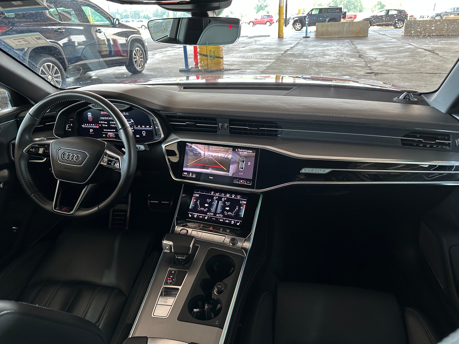Thumbnail: 2020 Audi S6 - 2