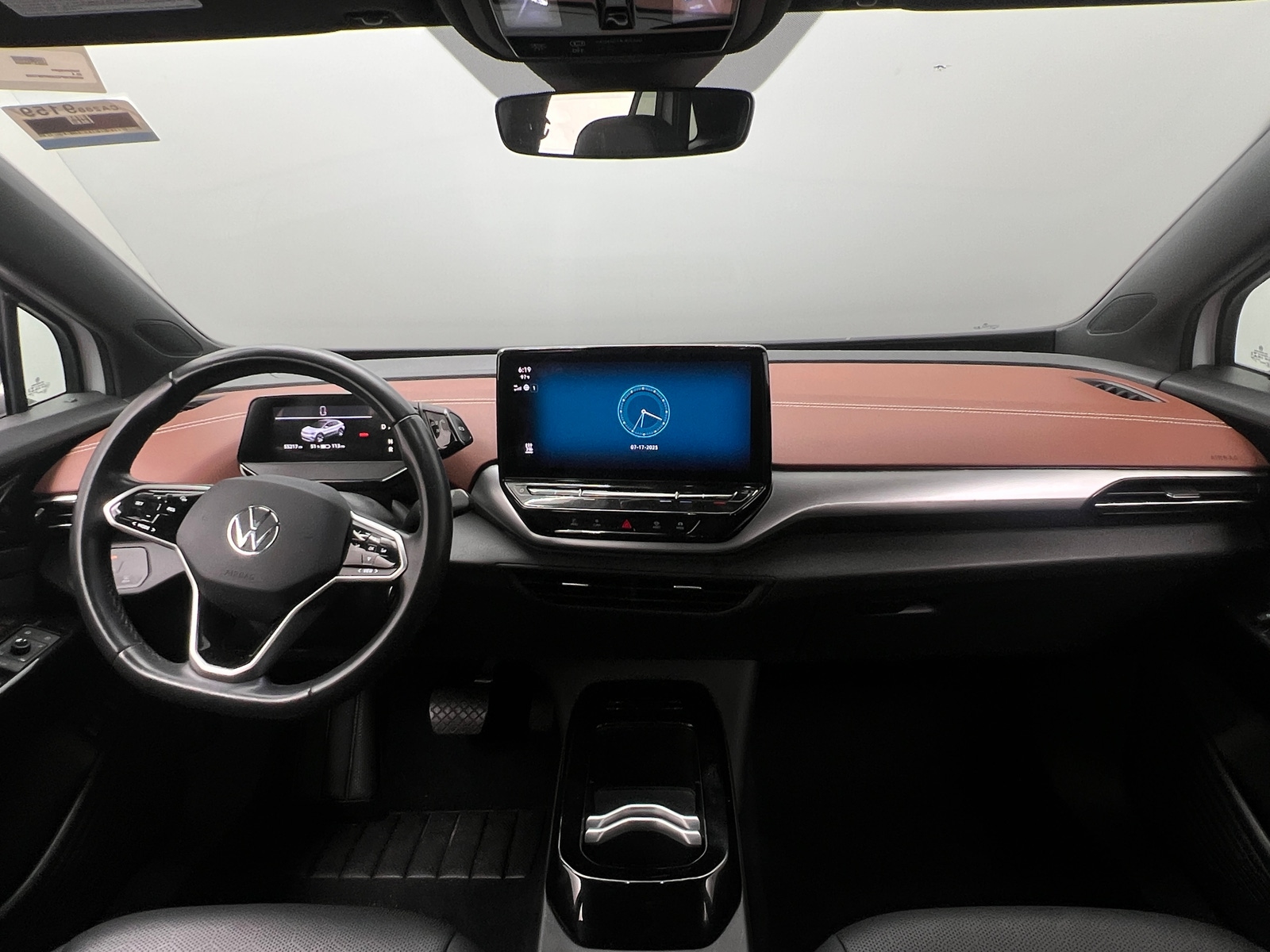 Thumbnail: 2021 Volkswagen ID.4 - 2