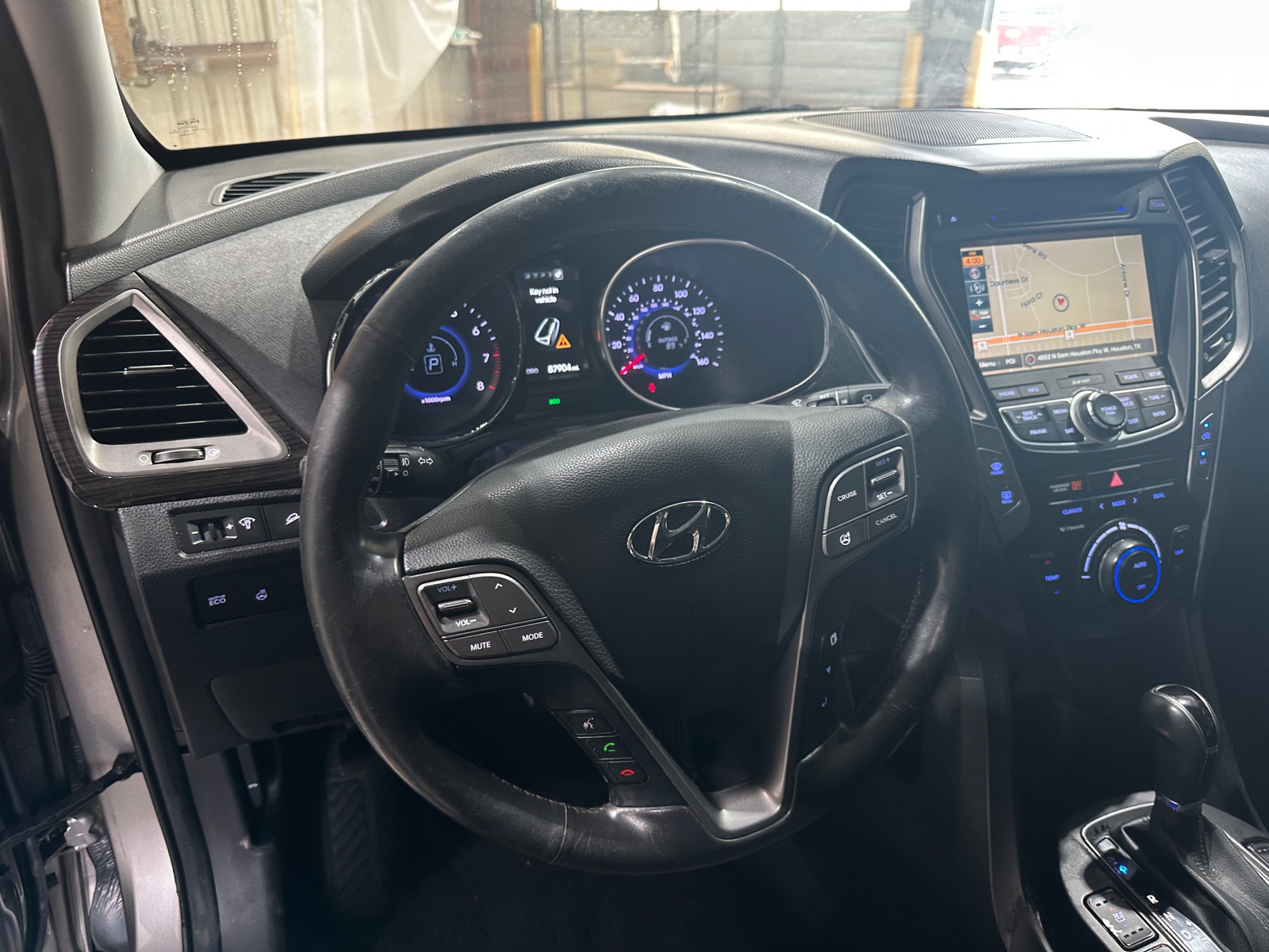 Thumbnail: 2015 Hyundai Santa Fe - 4