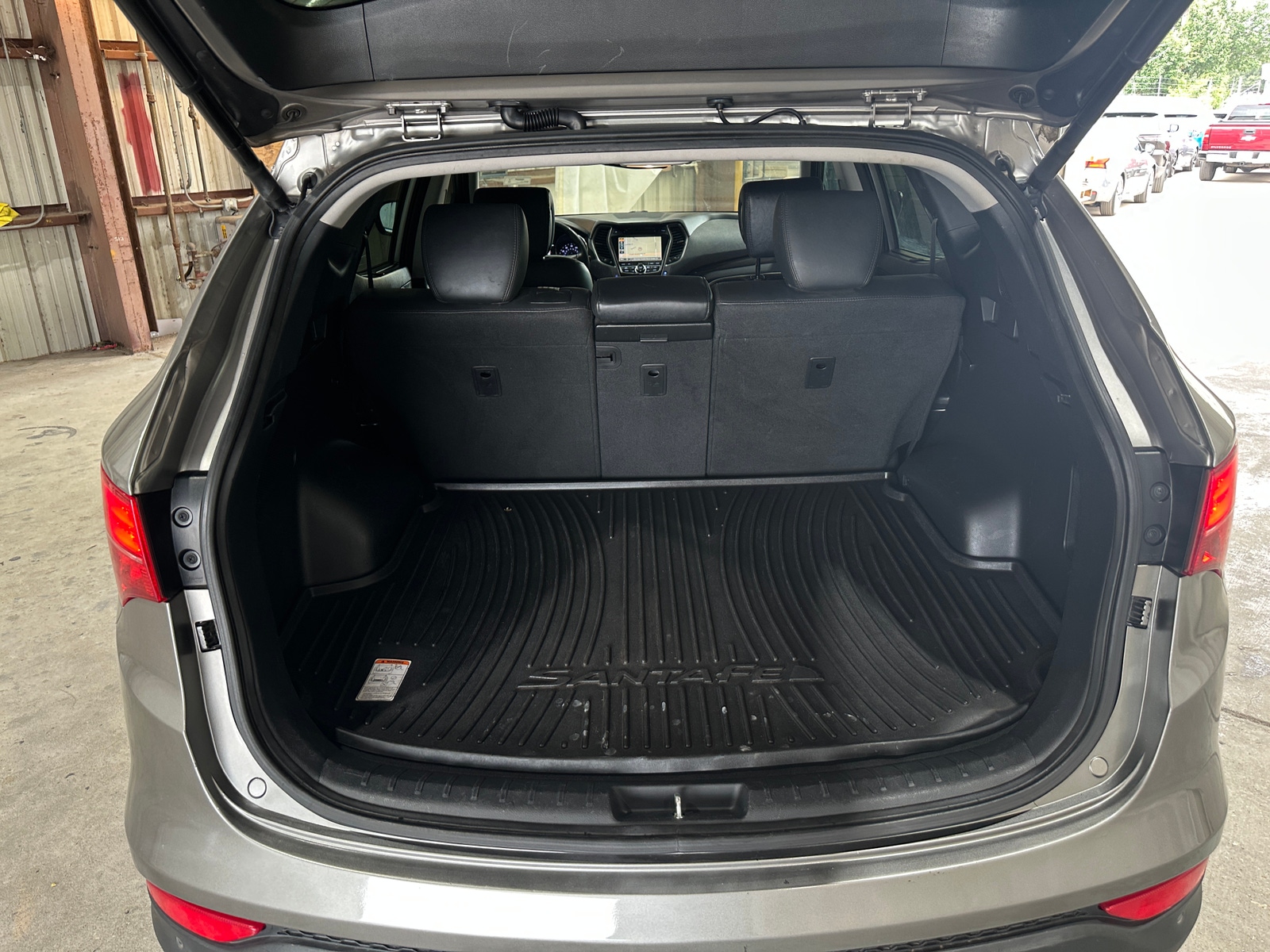 Thumbnail: 2015 Hyundai Santa Fe - 6