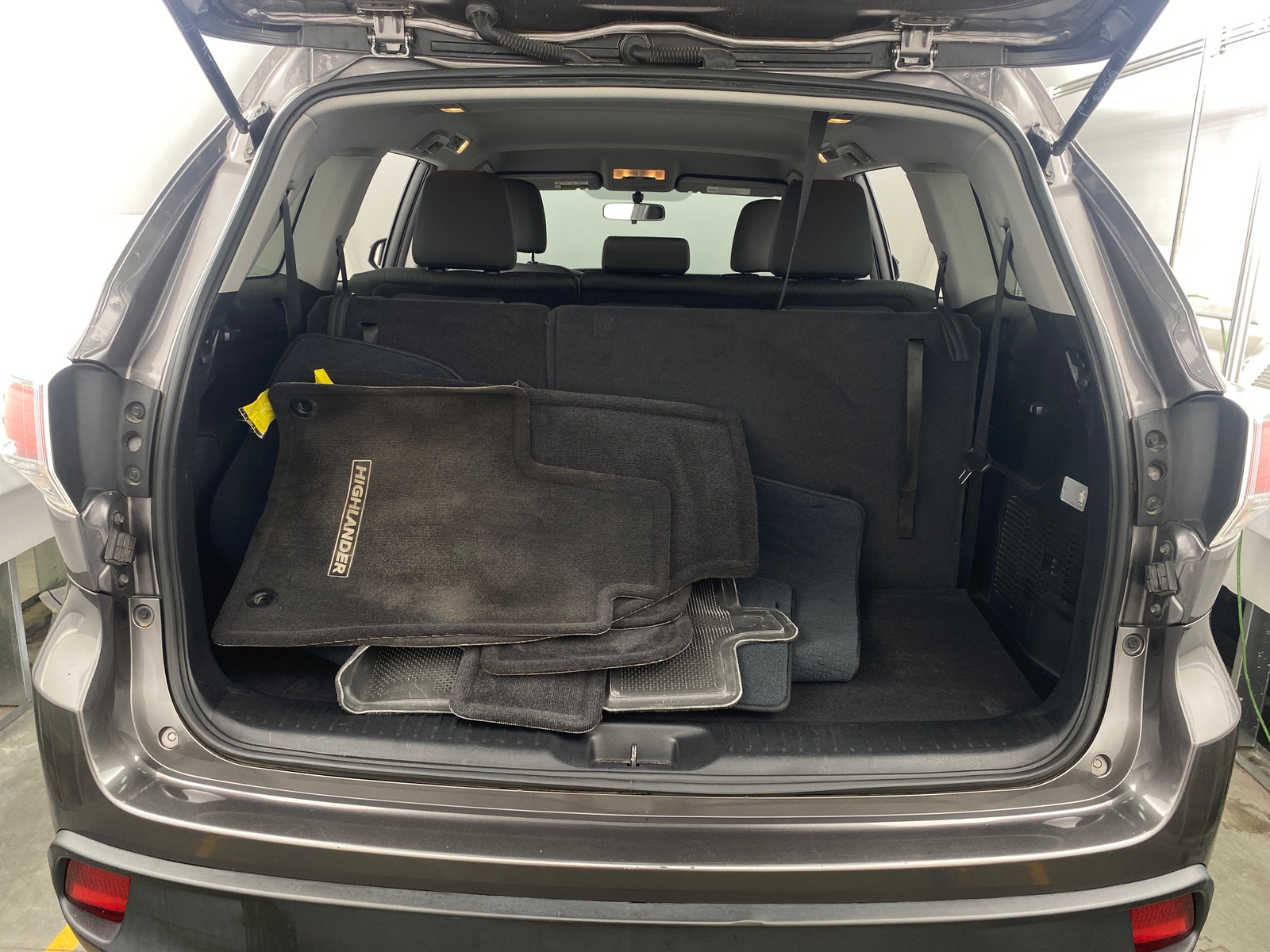 Thumbnail: 2016 Toyota Highlander - 7