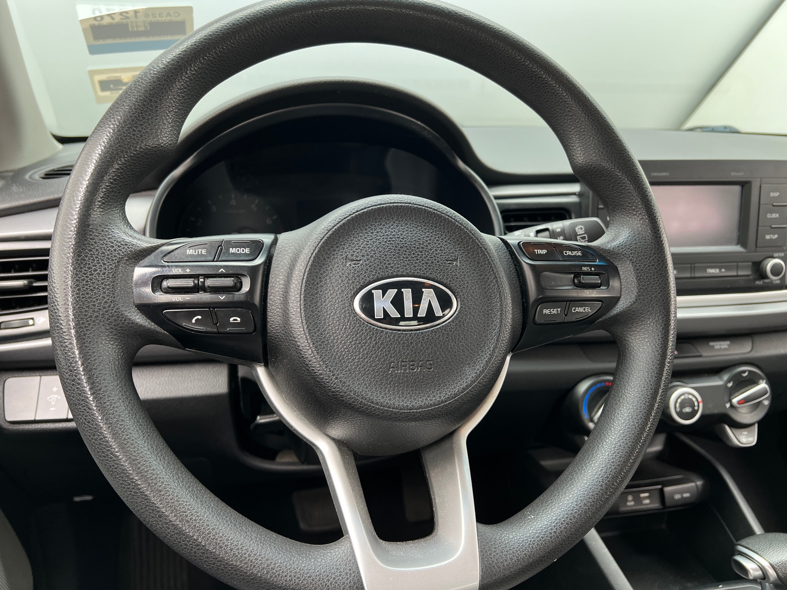 Thumbnail: 2018 Kia Rio - 5