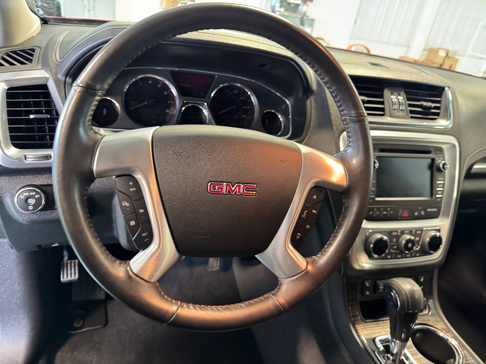 Thumbnail: 2017 GMC Acadia - 4