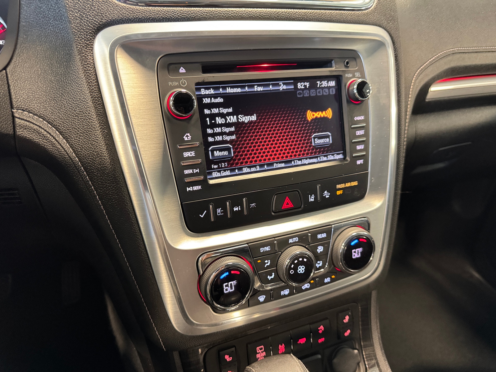 Thumbnail: 2017 GMC Acadia - 3