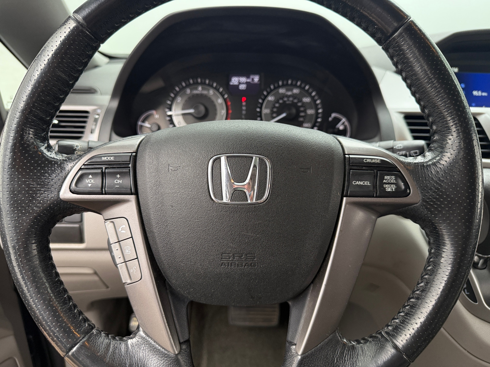 Thumbnail: 2017 Honda Odyssey - 4