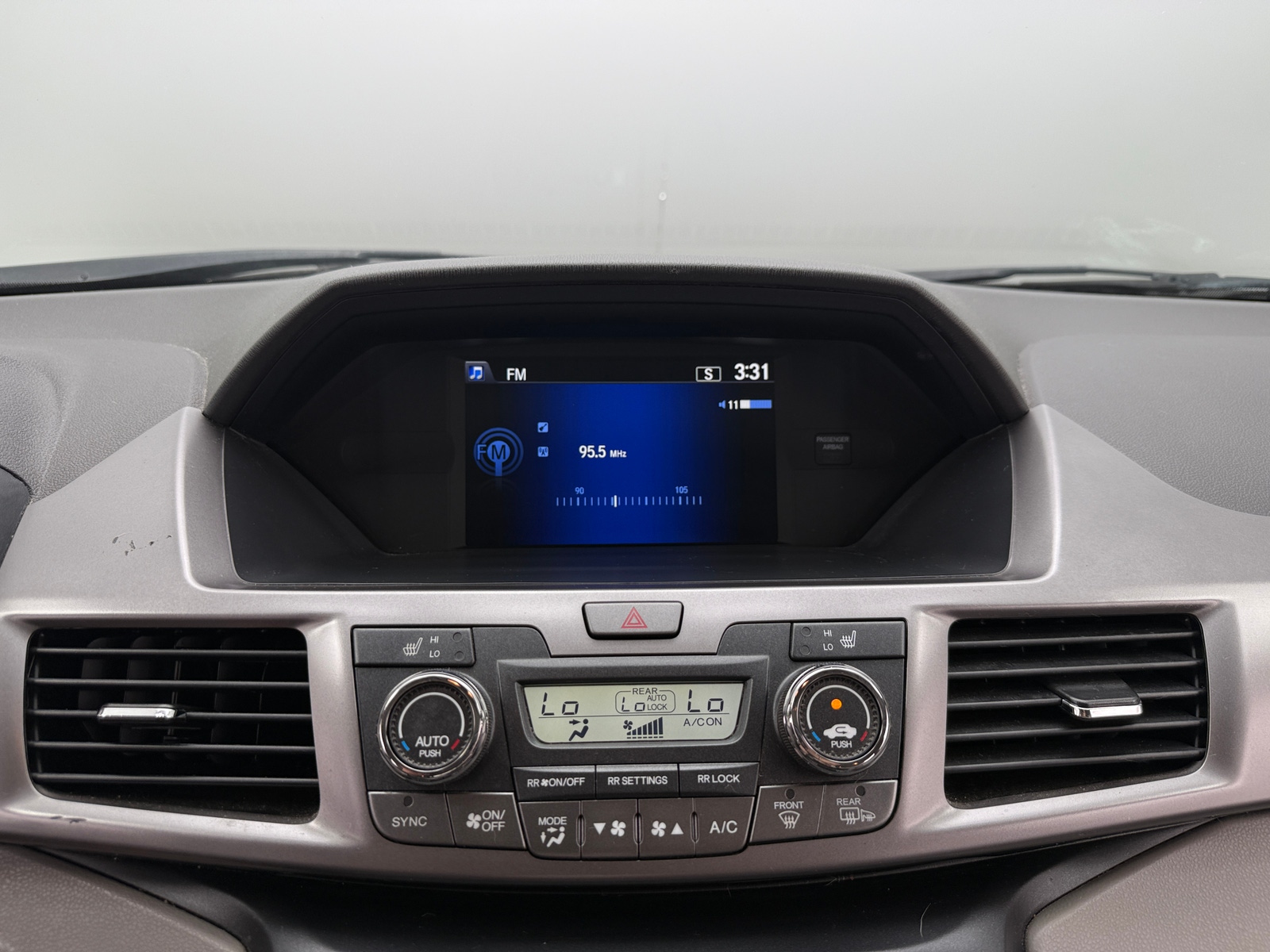 Thumbnail: 2017 Honda Odyssey - 3