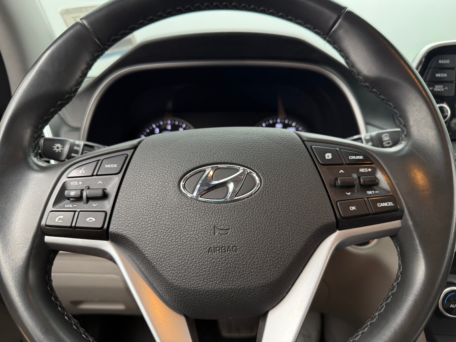Thumbnail: 2020 Hyundai Tucson - 5