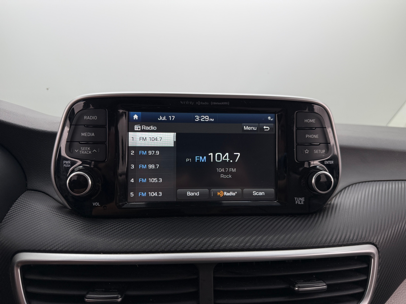 Thumbnail: 2020 Hyundai Tucson - 4