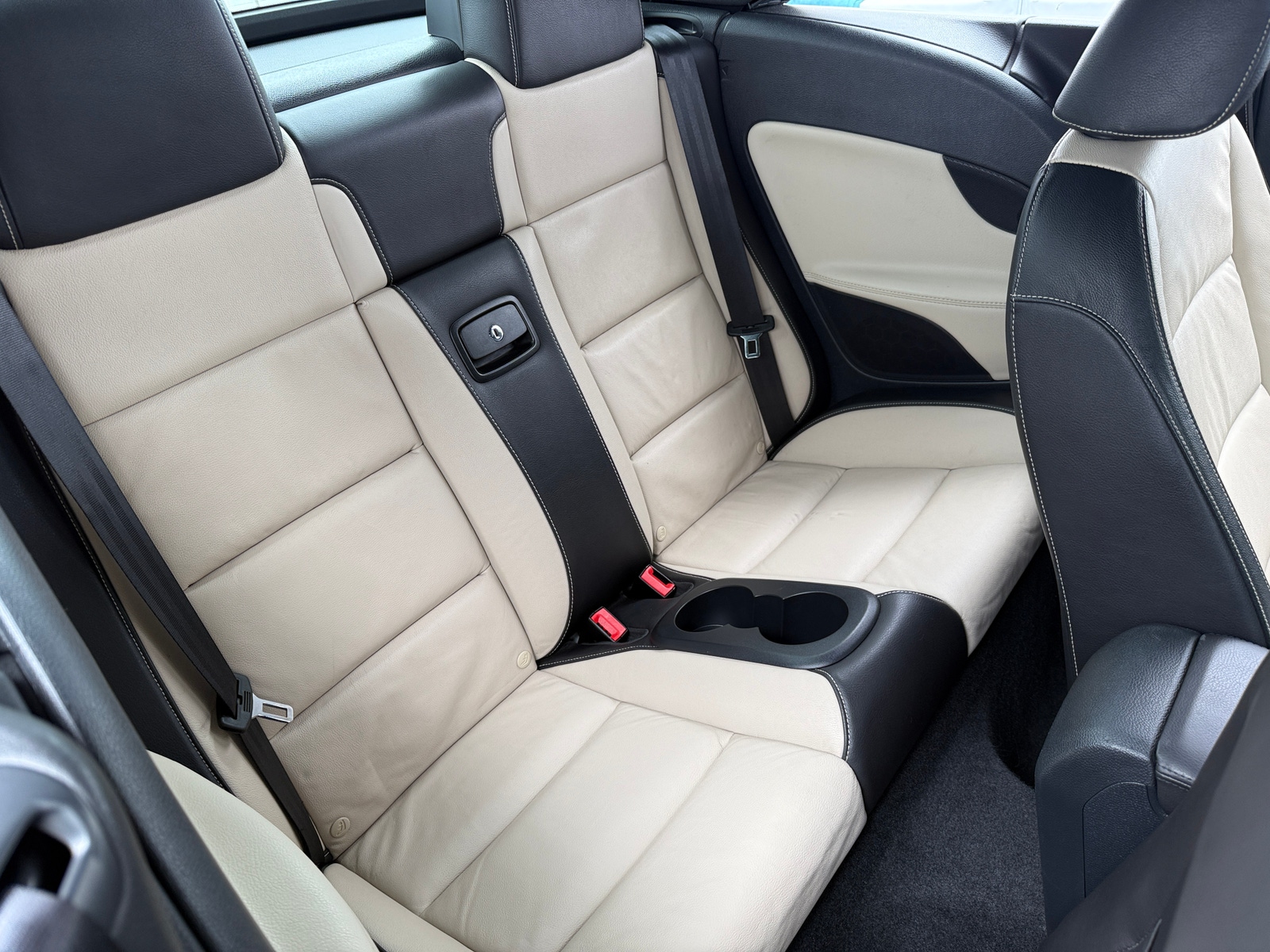 Thumbnail: 2015 Volkswagen Eos - 6