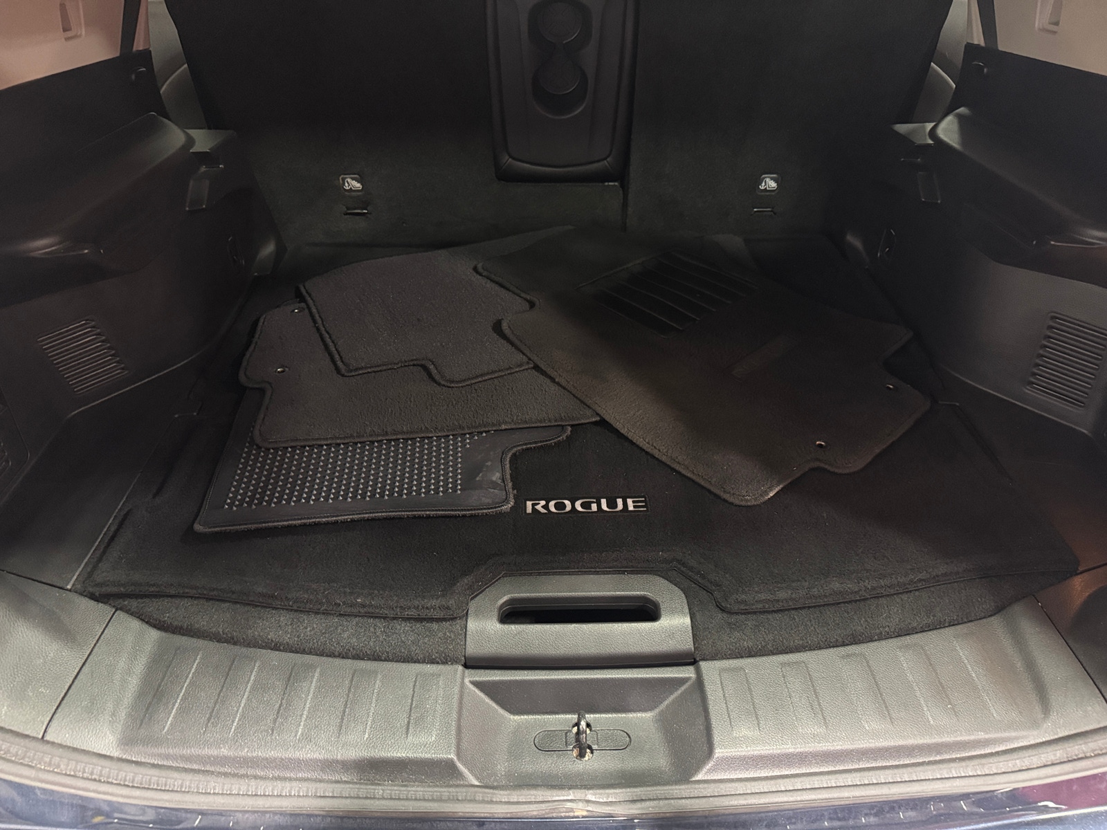 Thumbnail: 2016 Nissan Rogue - 6