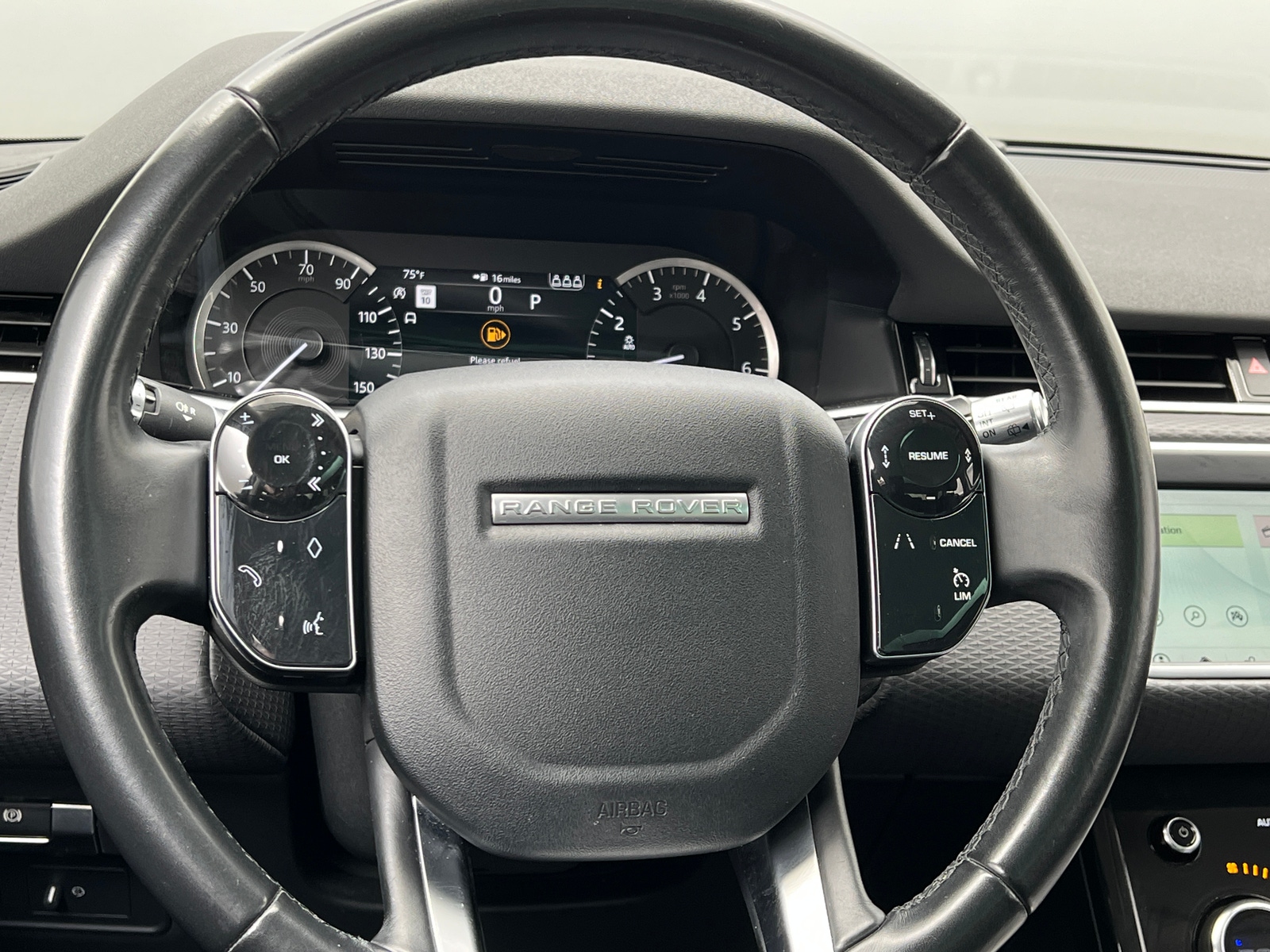 Thumbnail: 2020 Land Rover Range Rover Evoque - 4
