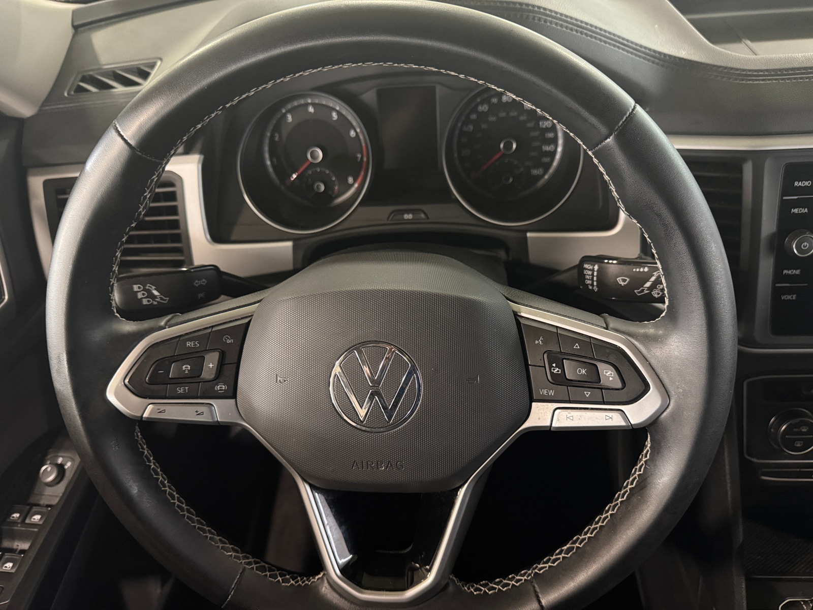 Thumbnail: 2021 Volkswagen Atlas - 4