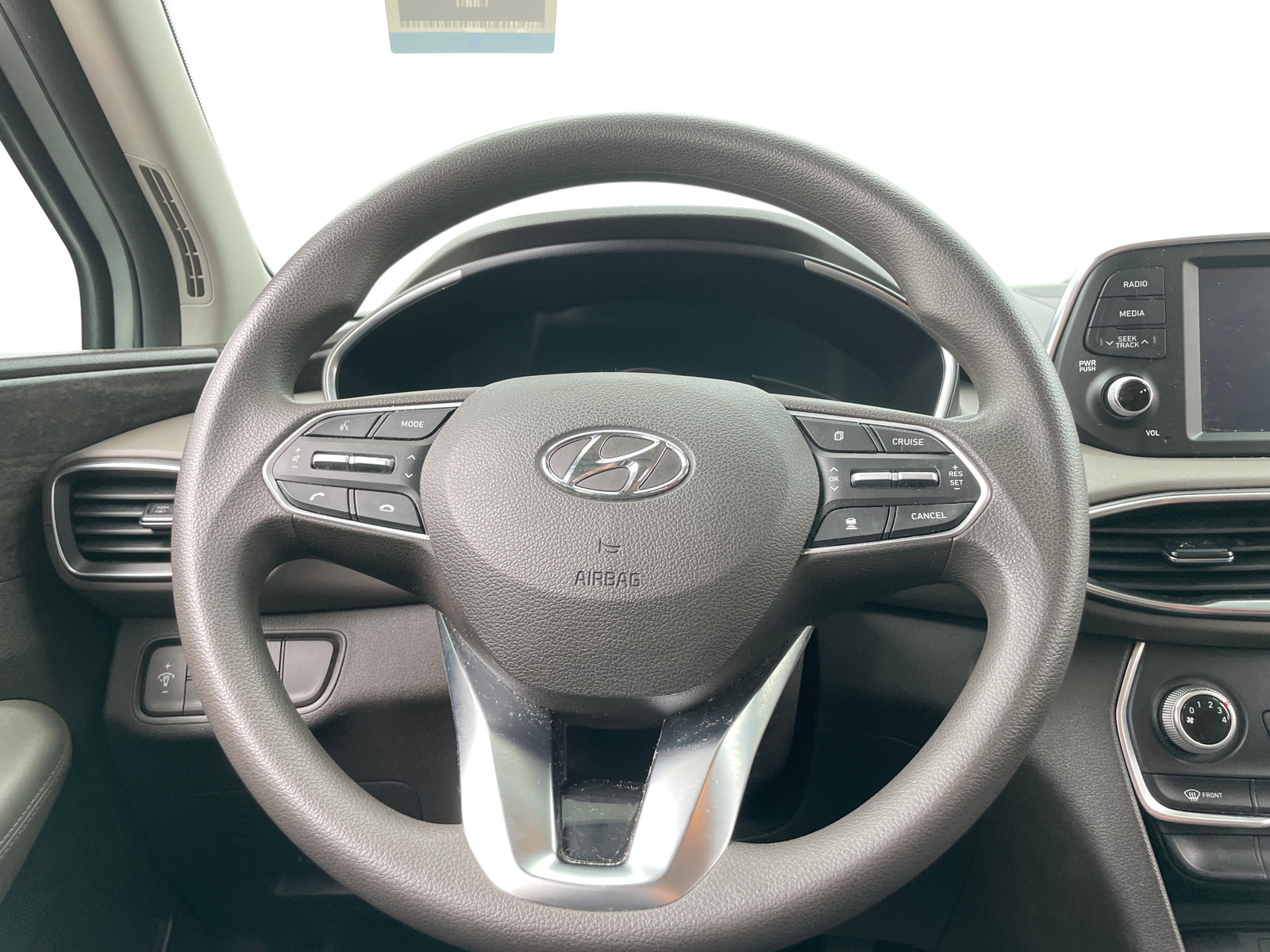 Thumbnail: 2020 Hyundai Santa Fe - 5