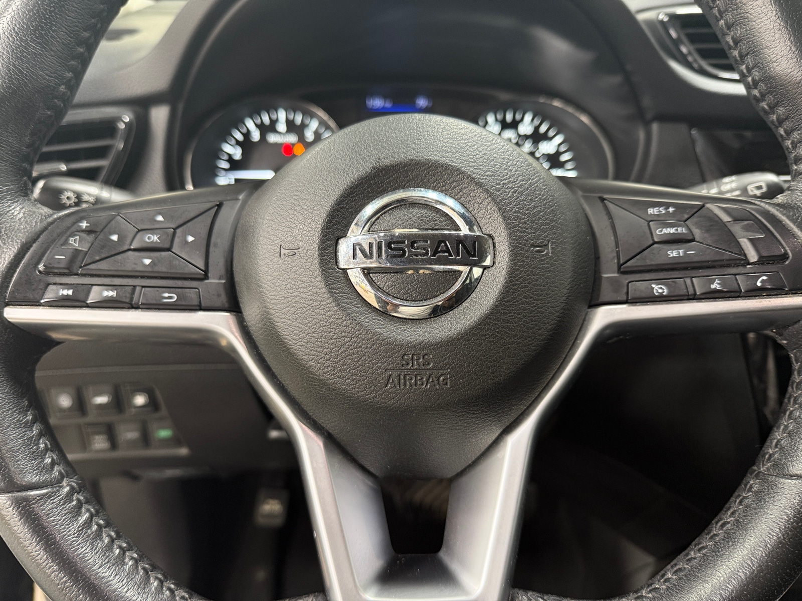 Thumbnail: 2019 Nissan Rogue - 5