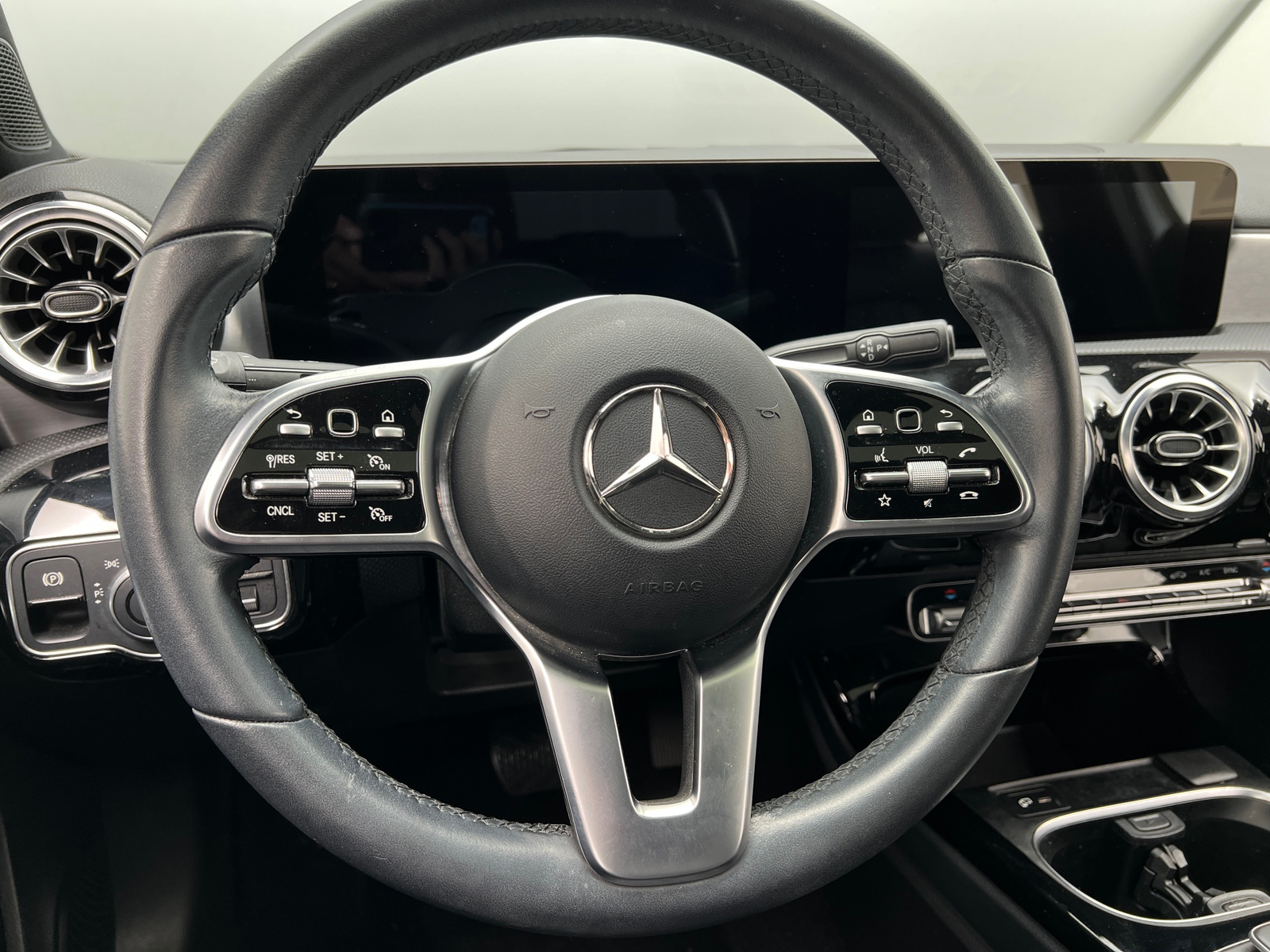 Thumbnail: 2022 Mercedes-Benz A-Class - 4