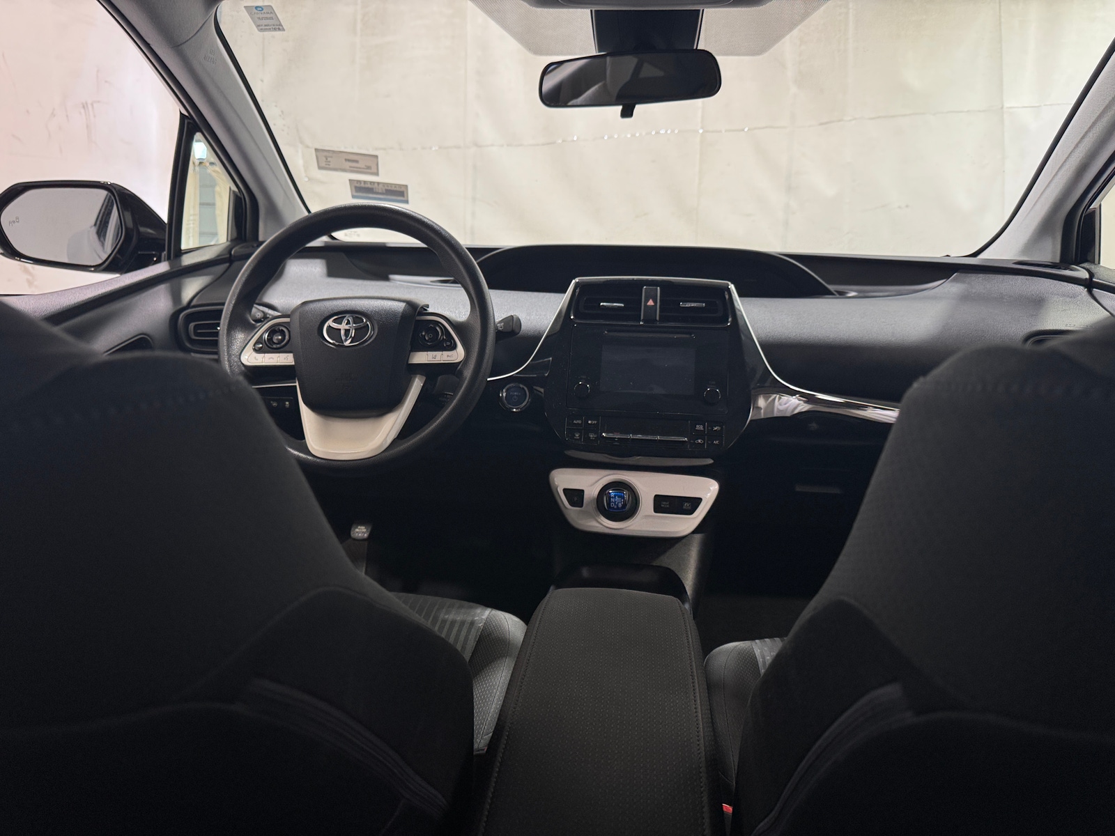 Thumbnail: 2018 Toyota Prius - 3