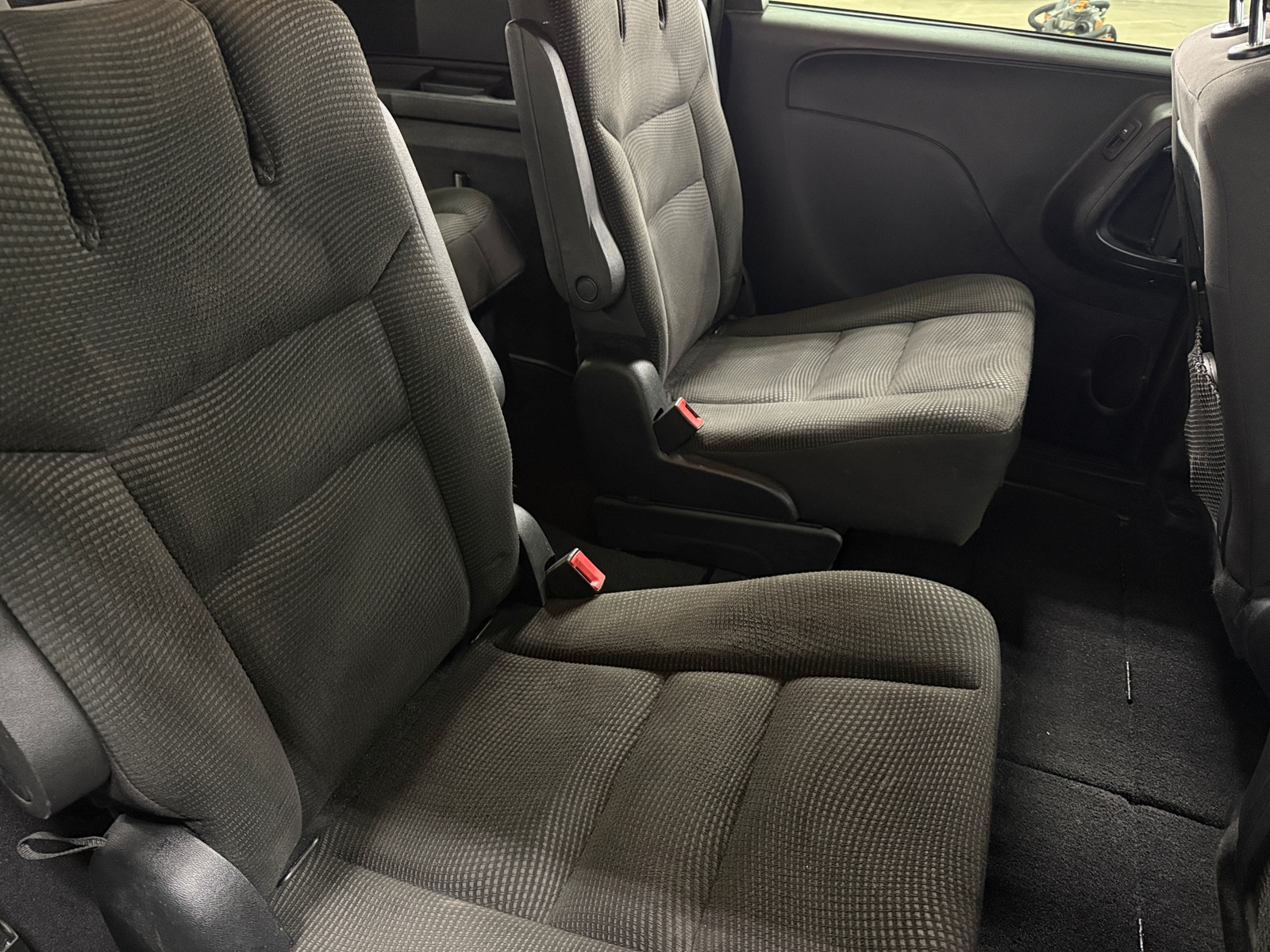 Thumbnail: 2020 Dodge Grand Caravan - 6