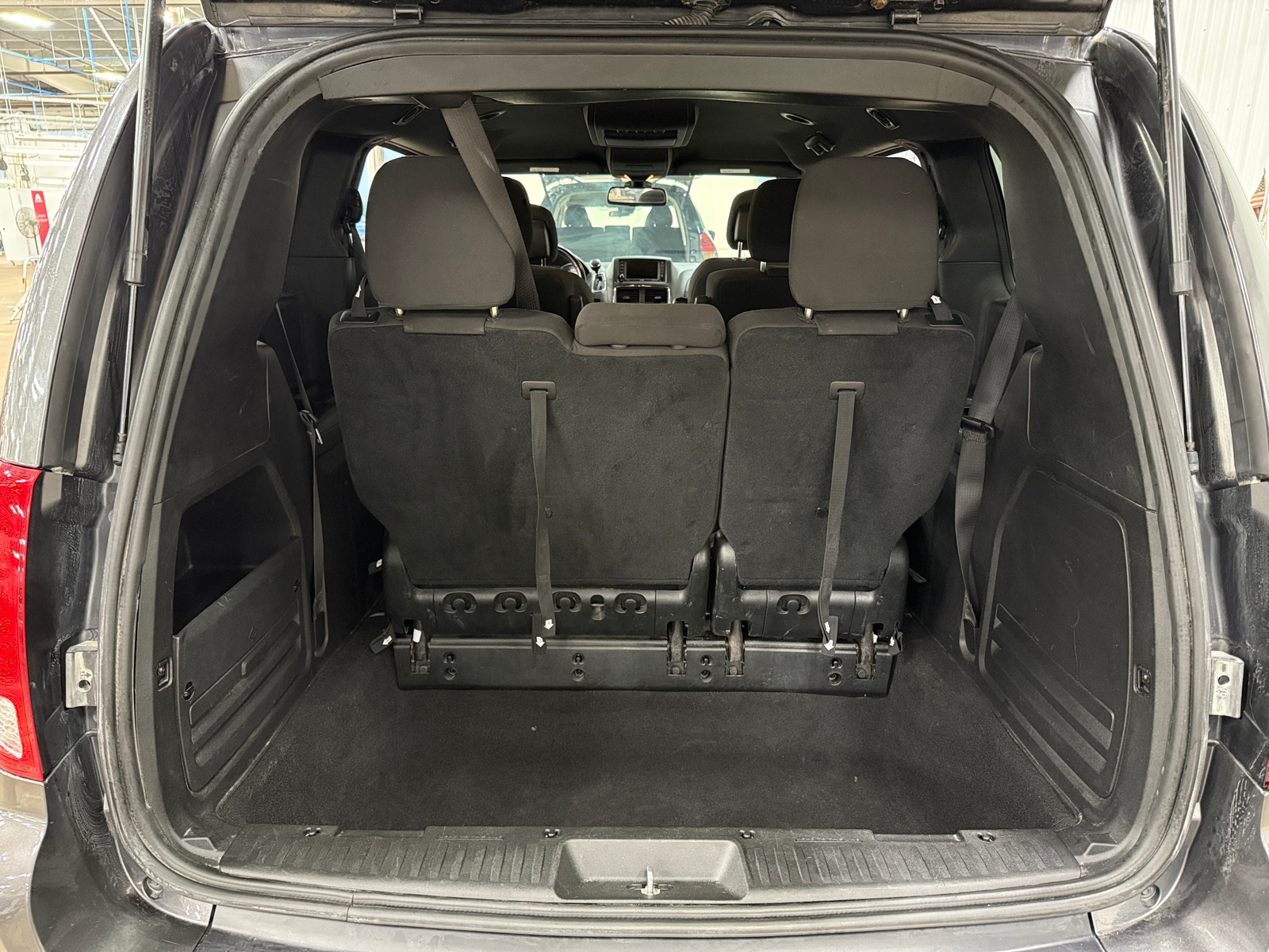 Thumbnail: 2020 Dodge Grand Caravan - 7