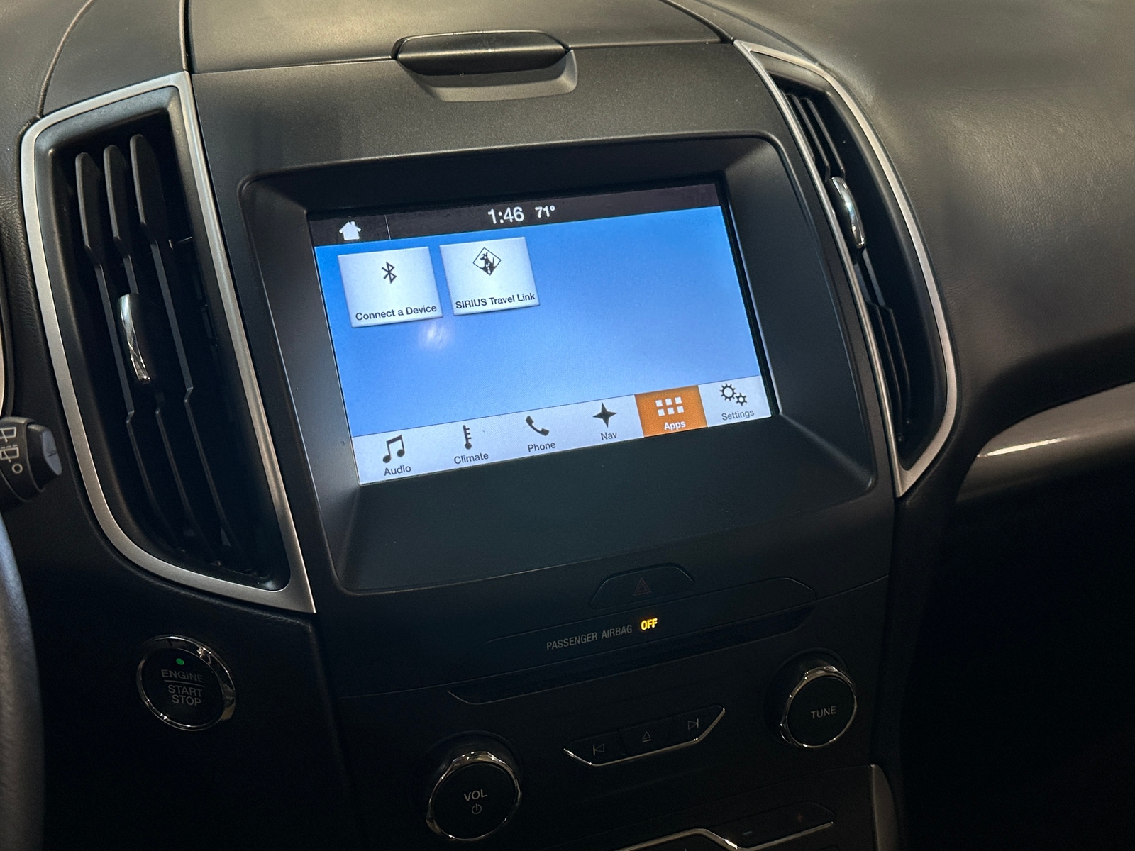 Thumbnail: 2016 Ford Edge - 3