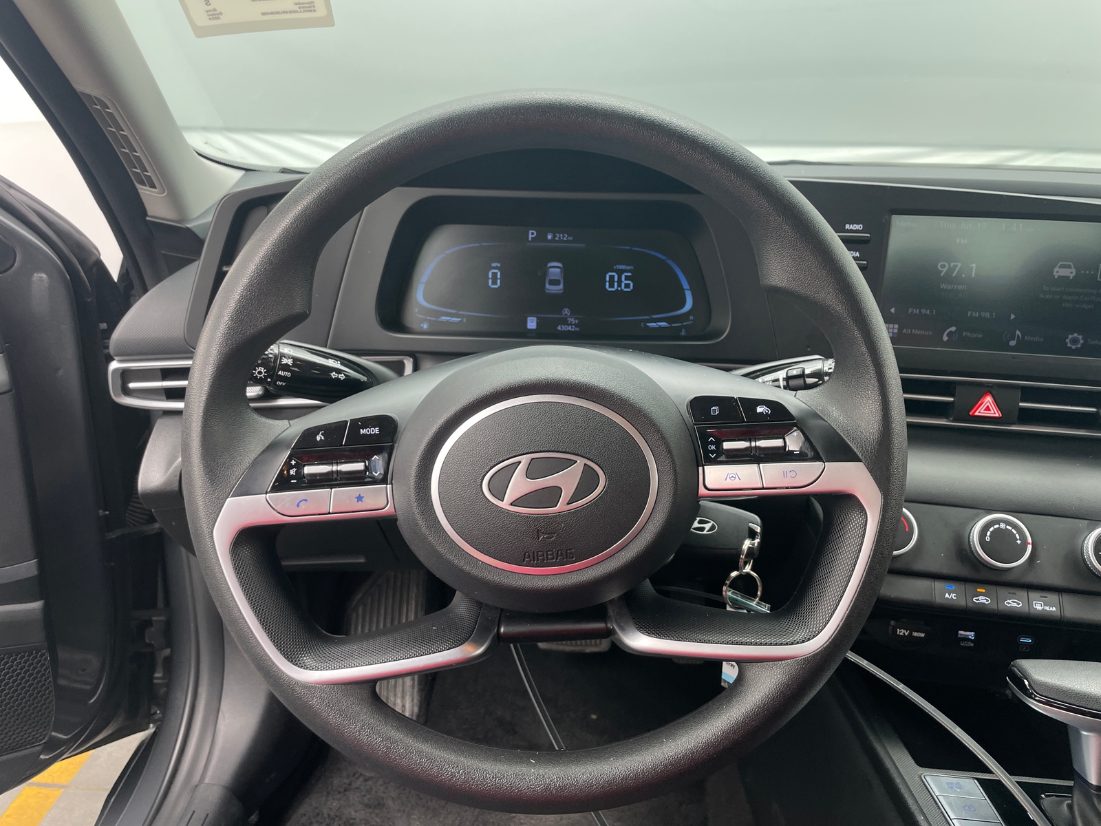 Thumbnail: 2024 Hyundai Elantra - 5
