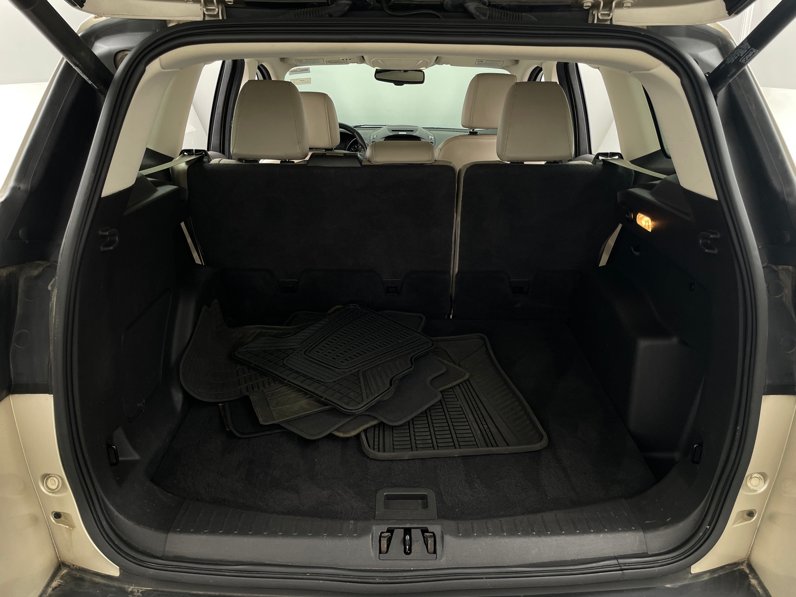 Thumbnail: 2017 Ford Escape - 6