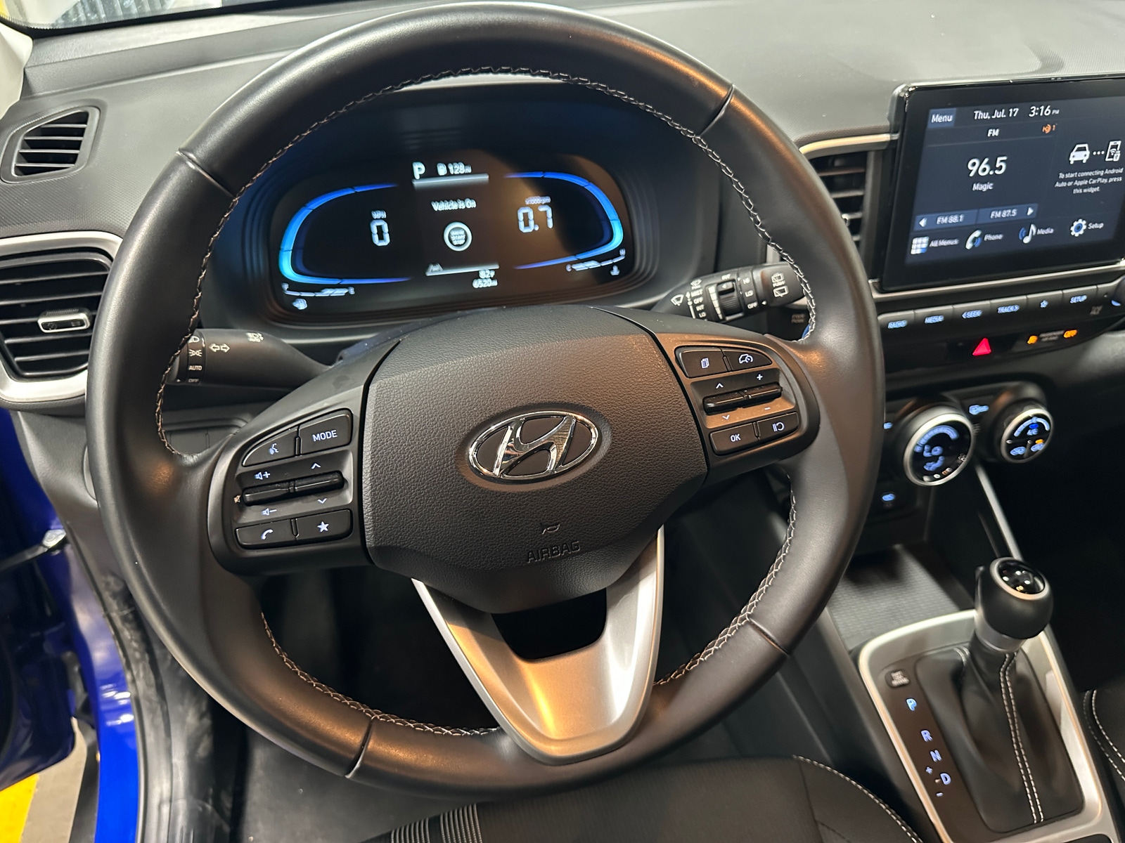 Thumbnail: 2025 Hyundai Venue - 5
