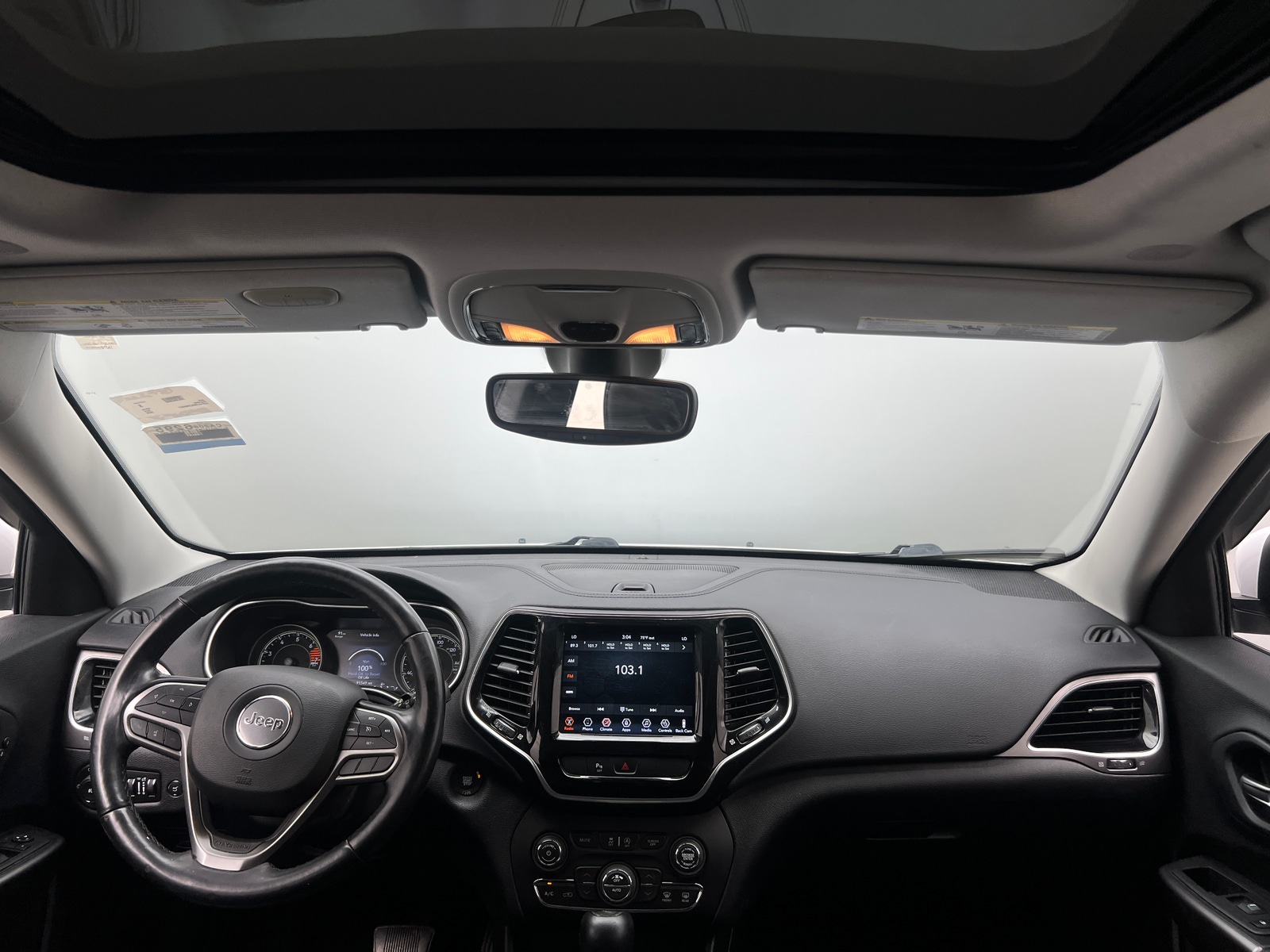 Thumbnail: 2020 Jeep Cherokee - 2