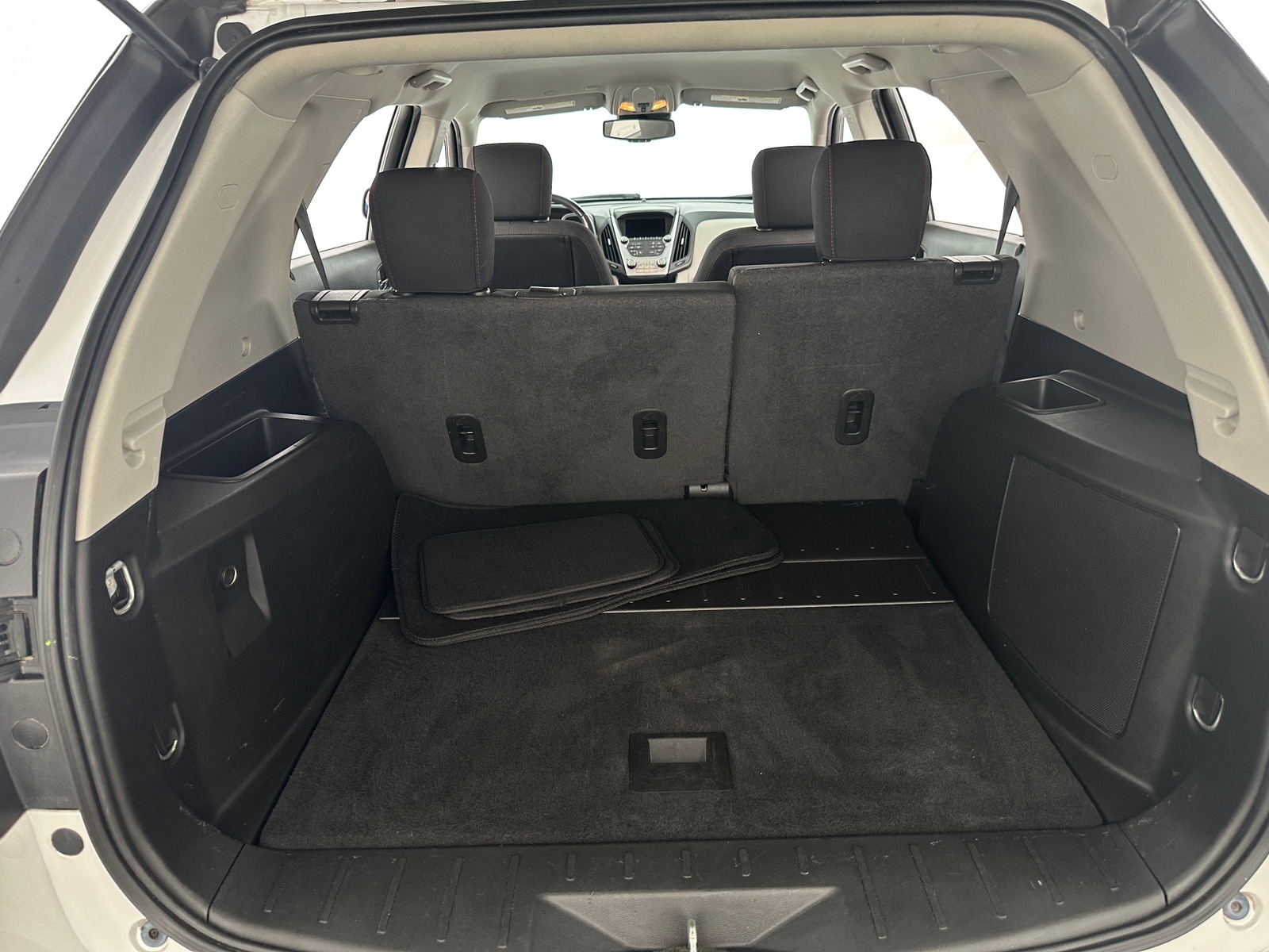 Thumbnail: 2017 Chevrolet Equinox - 7