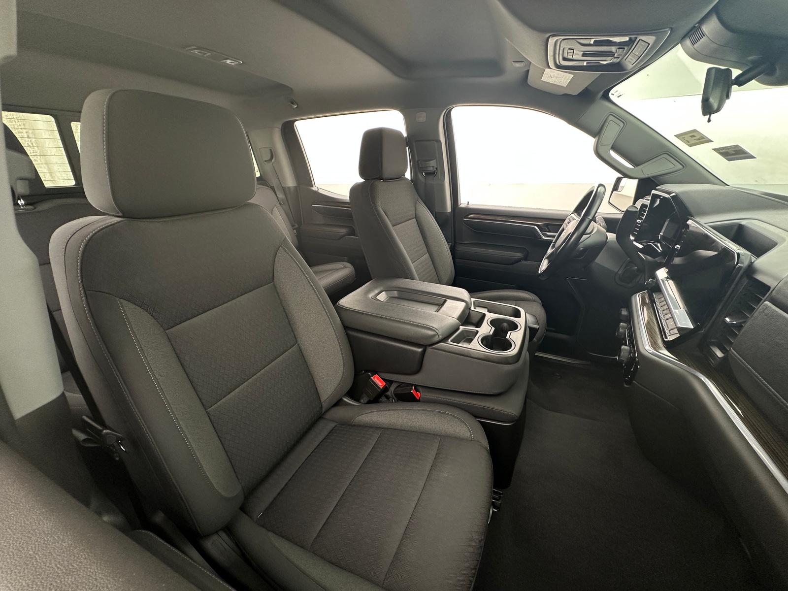 Thumbnail: 2022 Chevrolet Silverado 1500 - 2