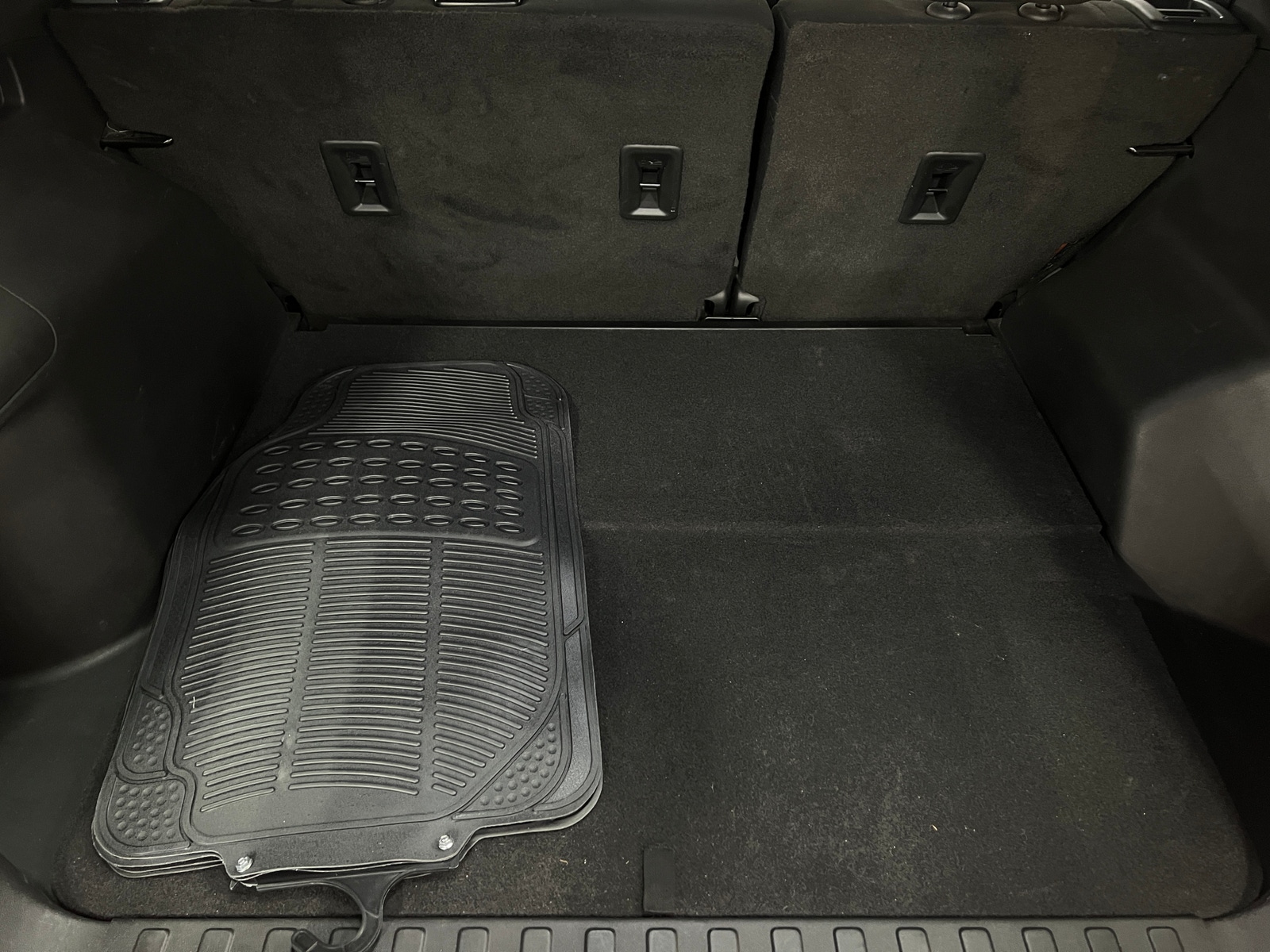 Thumbnail: 2022 Chevrolet Equinox - 7