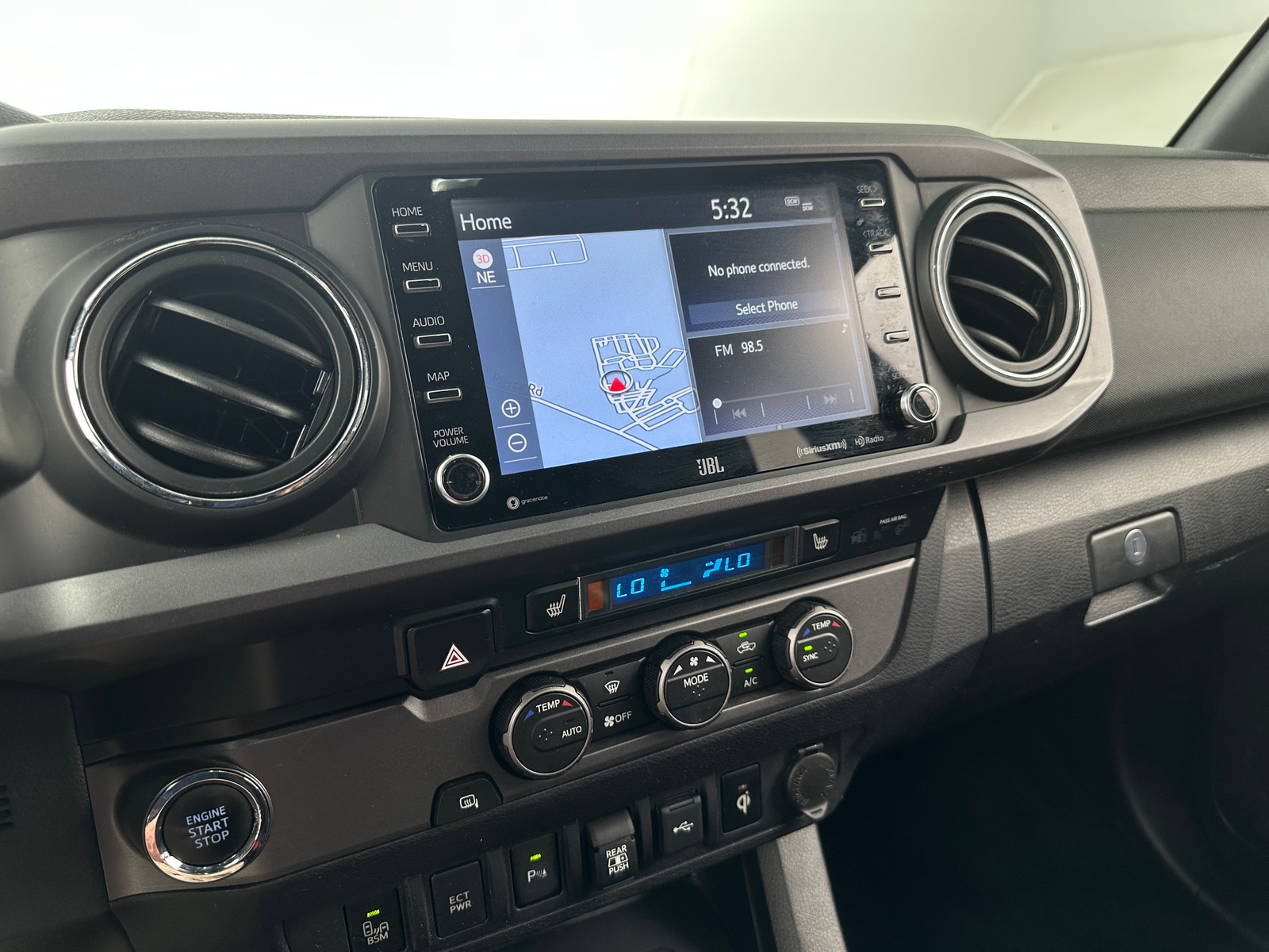 Thumbnail: 2021 Toyota Tacoma - 4