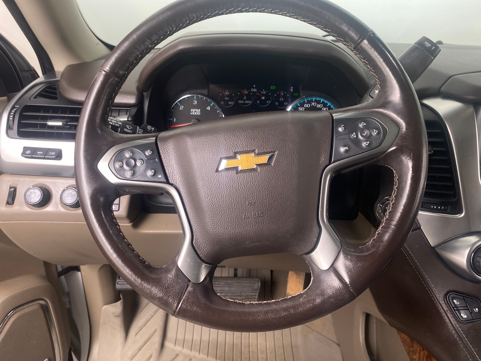 Thumbnail: 2020 Chevrolet Tahoe - 4