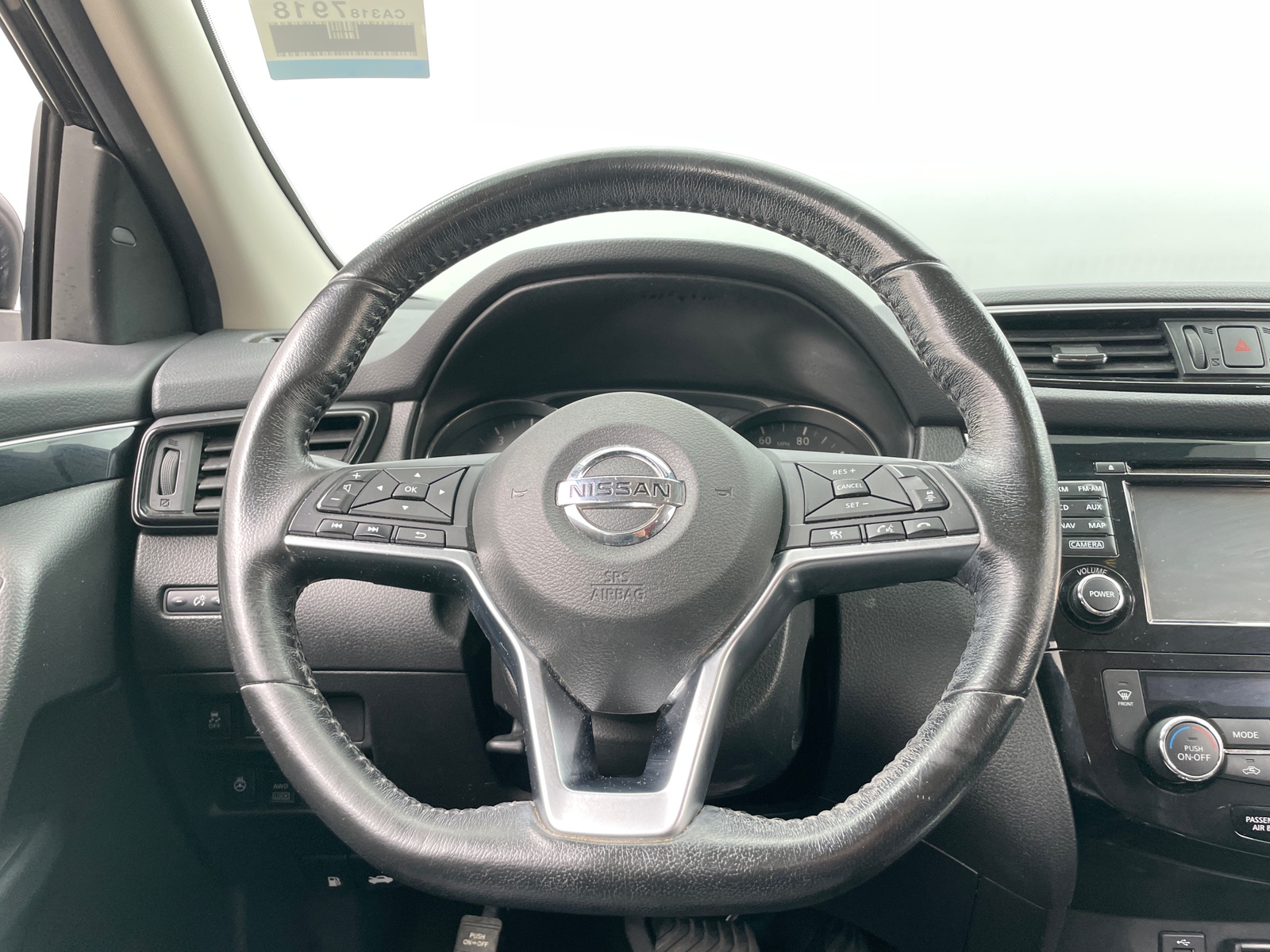 Thumbnail: 2018 Nissan Rogue Sport - 4